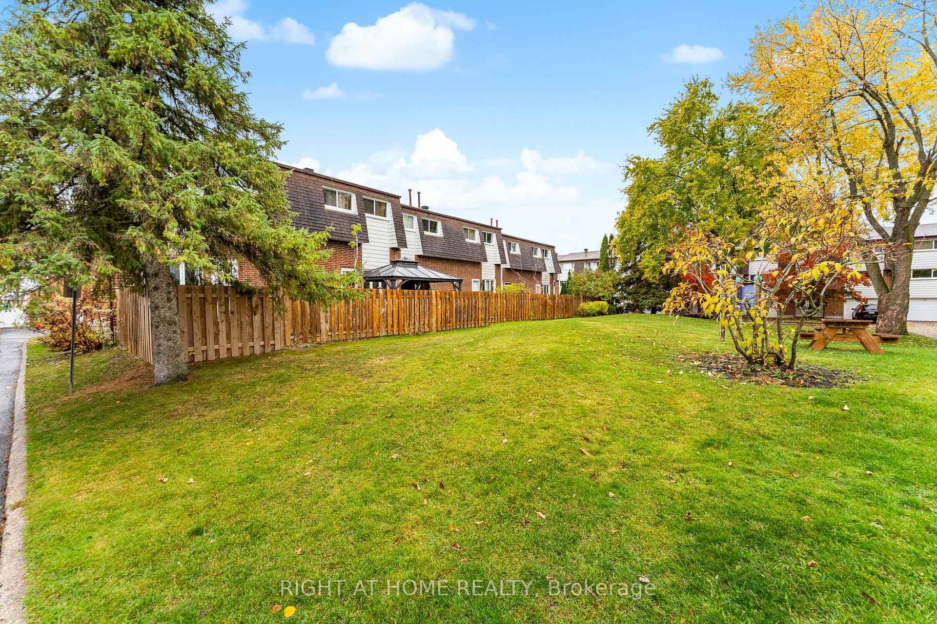 2296 Orient Park Drive Unit 32 photo 36