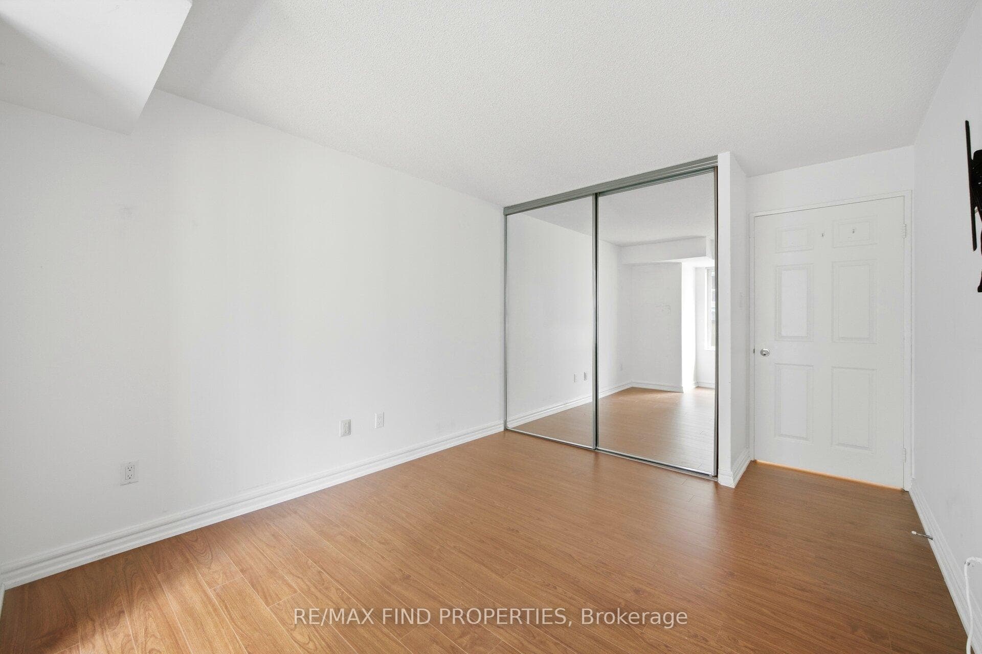 33 University Avenue Unit 1203 photo 33