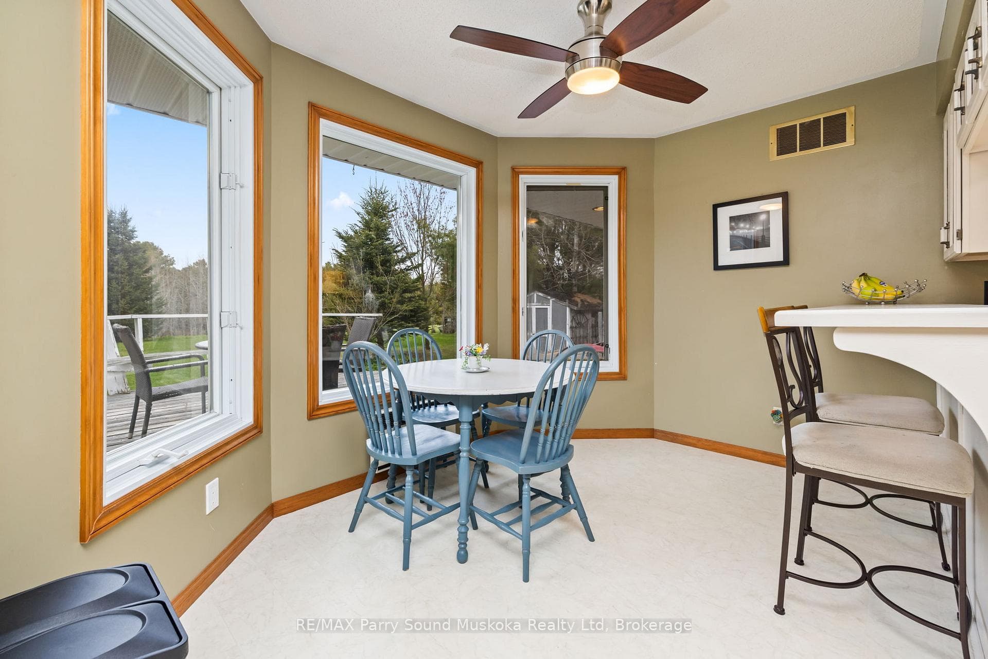 Breakfast nook