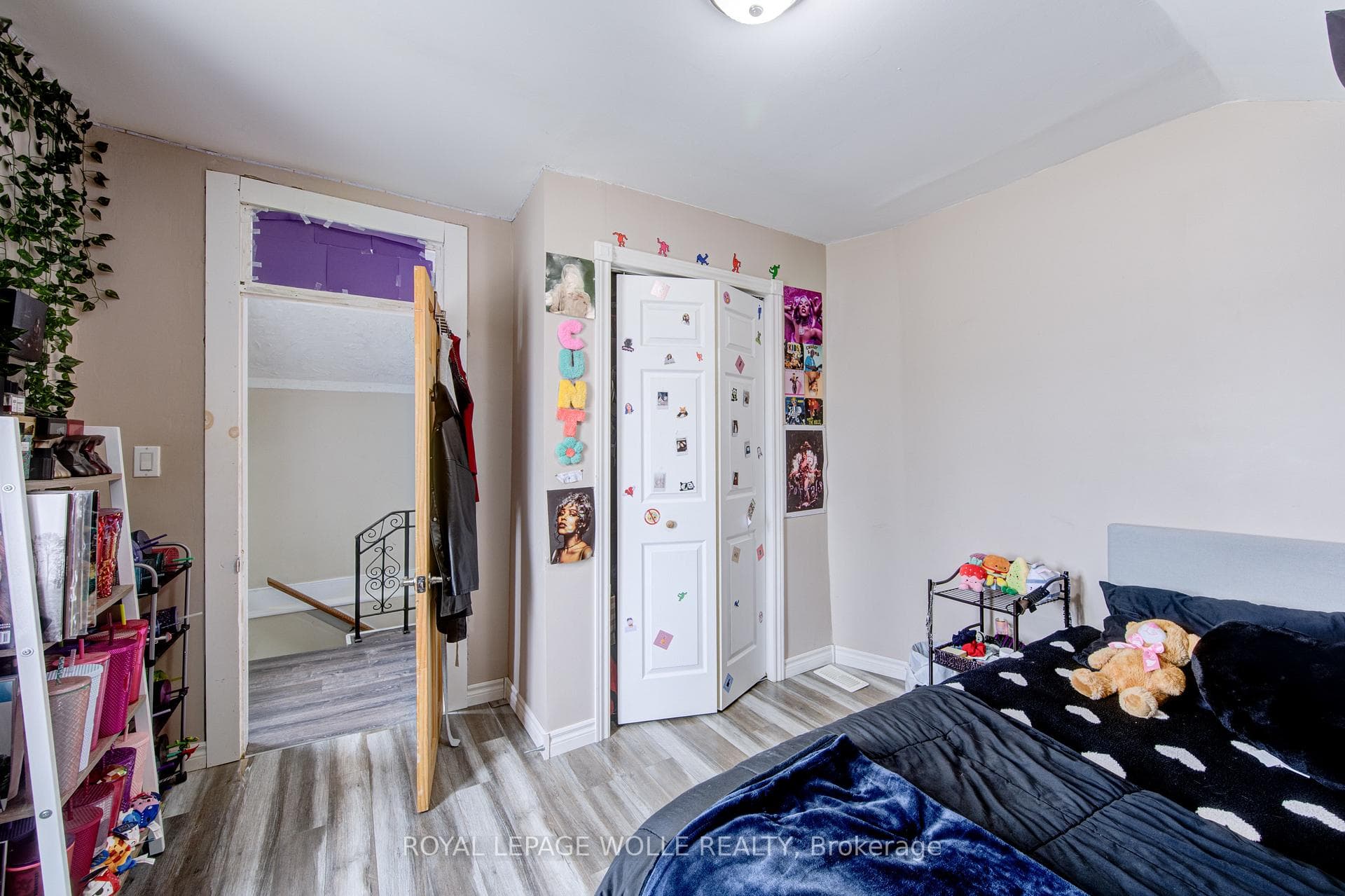 137 Wellington Street photo 13