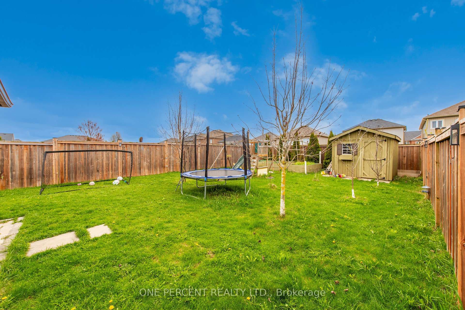 360 Armstrong Street photo 38