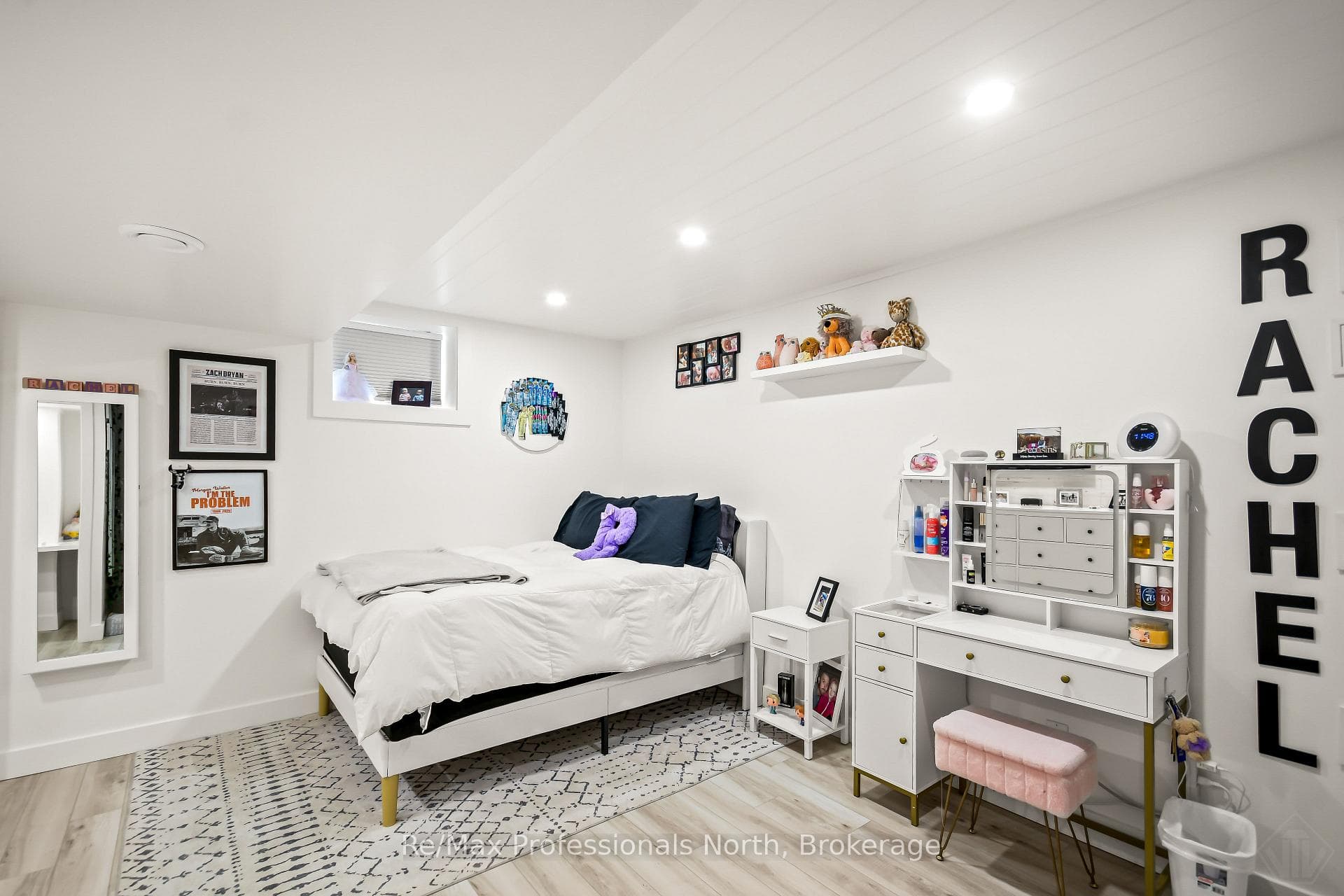 424 ALEXANDER Street photo 30