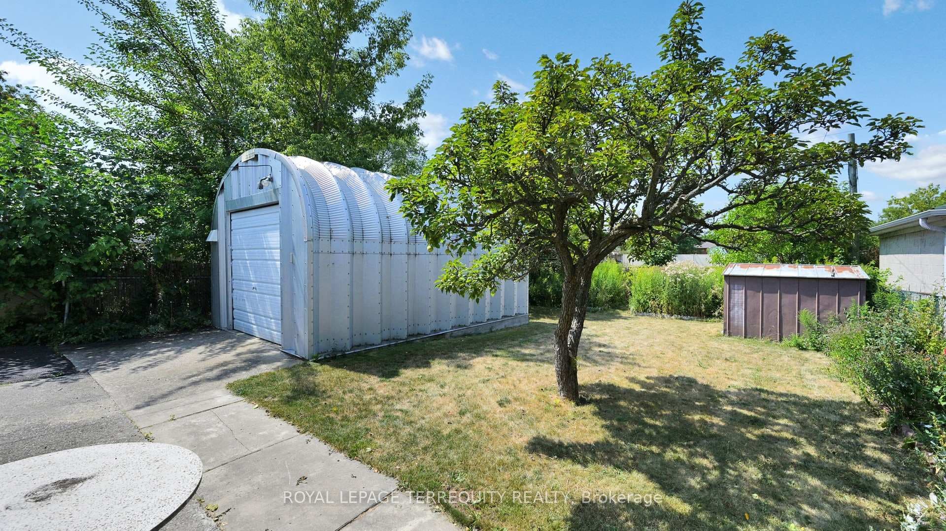 154 Tower Drive photo 38