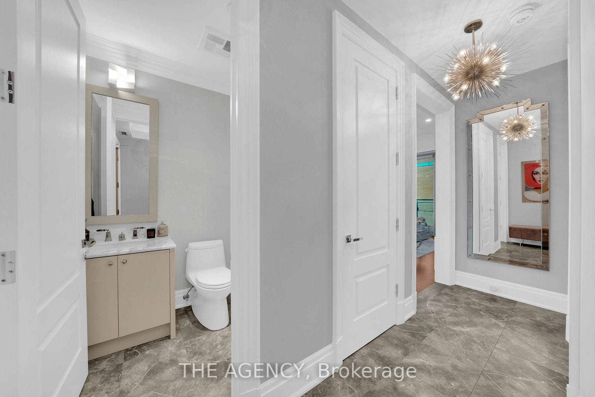 55 Scollard Street Unit 503 photo 4