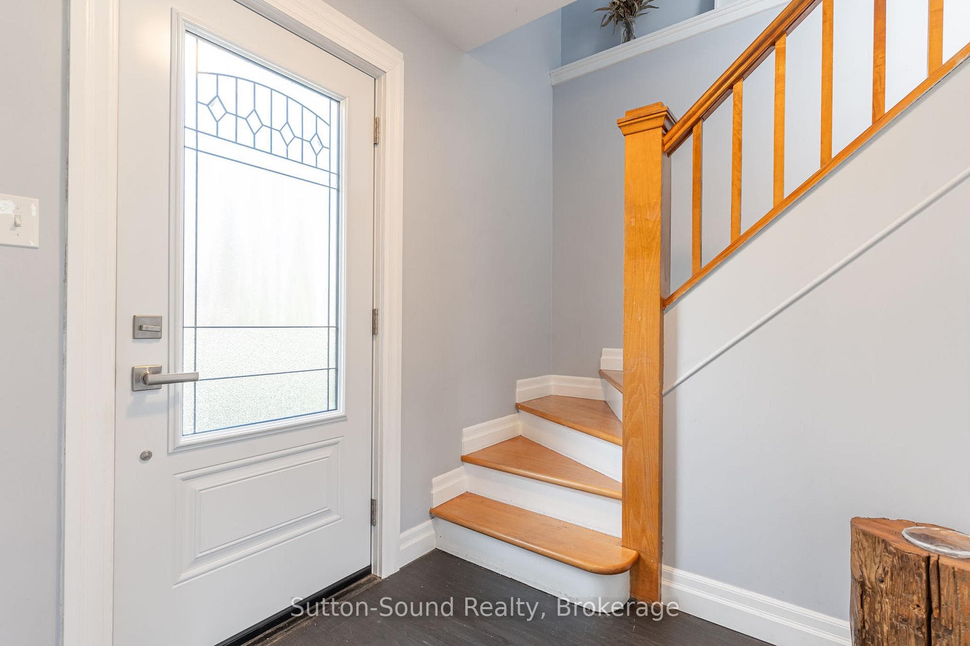 165 4th Street photo 6