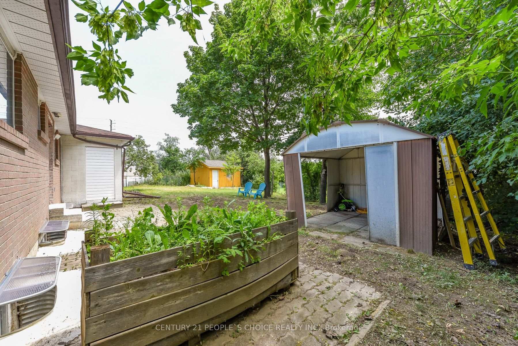 8 Fidelia Crescent photo 49