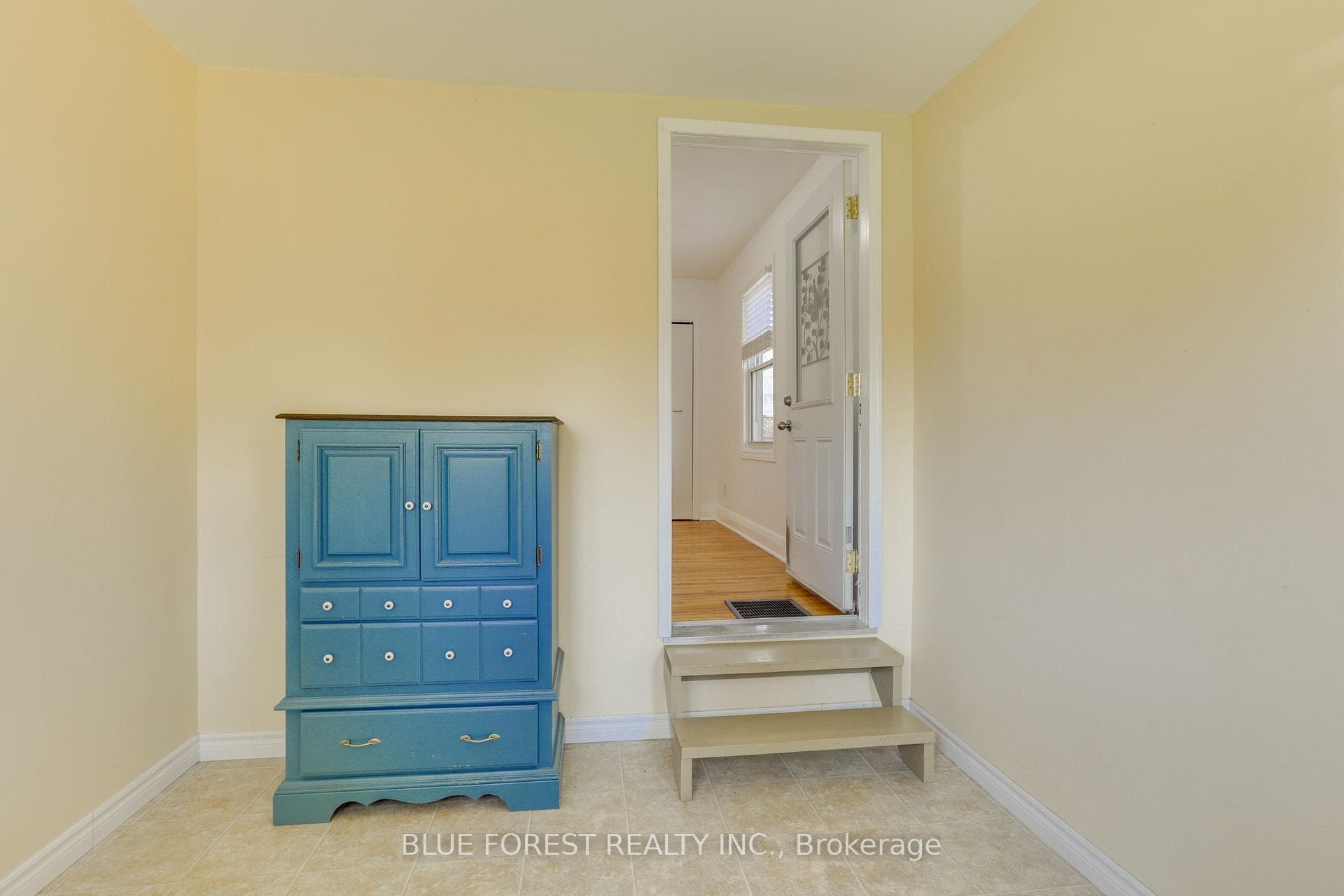 1281 Wilton Avenue photo 13