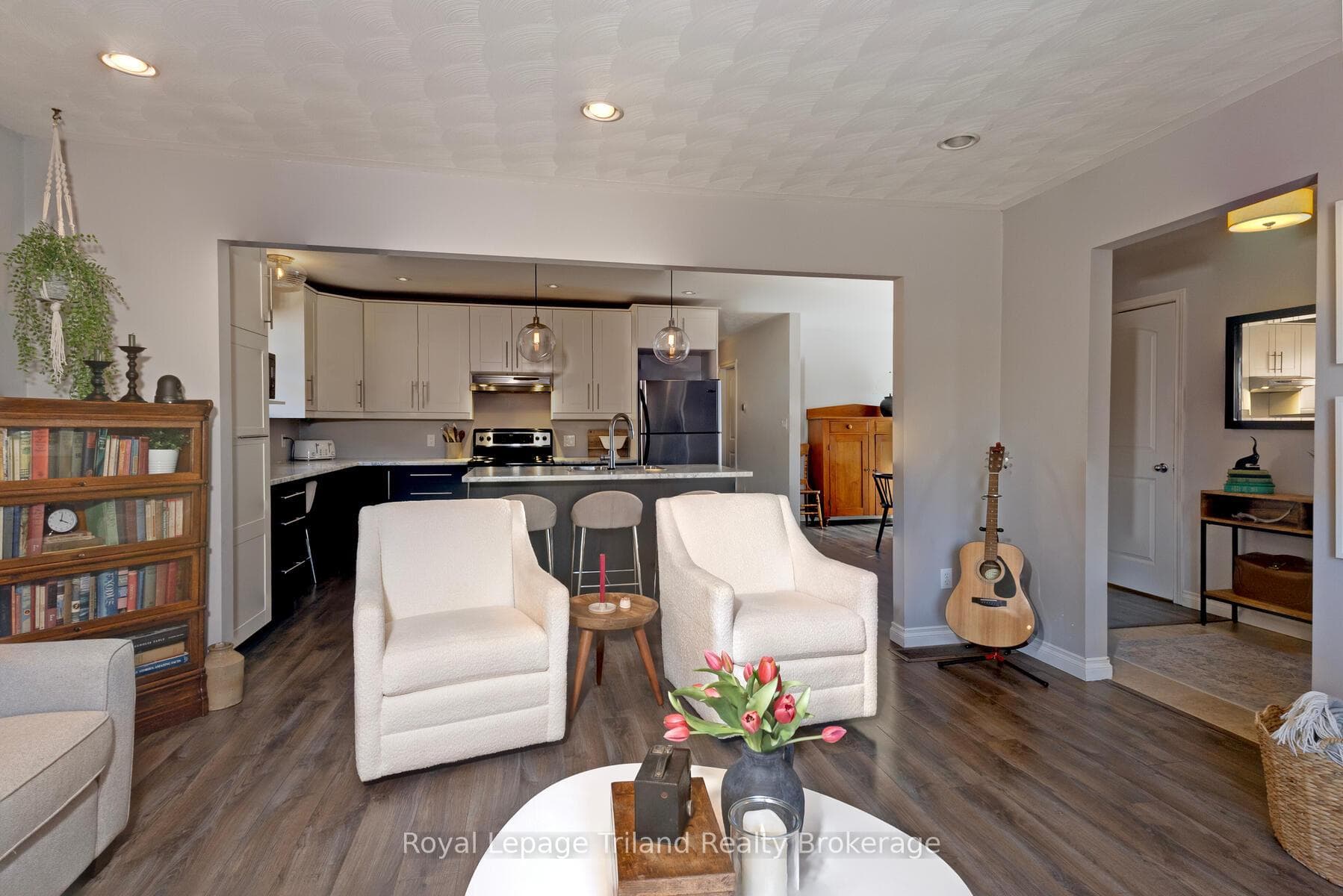 26 Knowles Drive photo 9