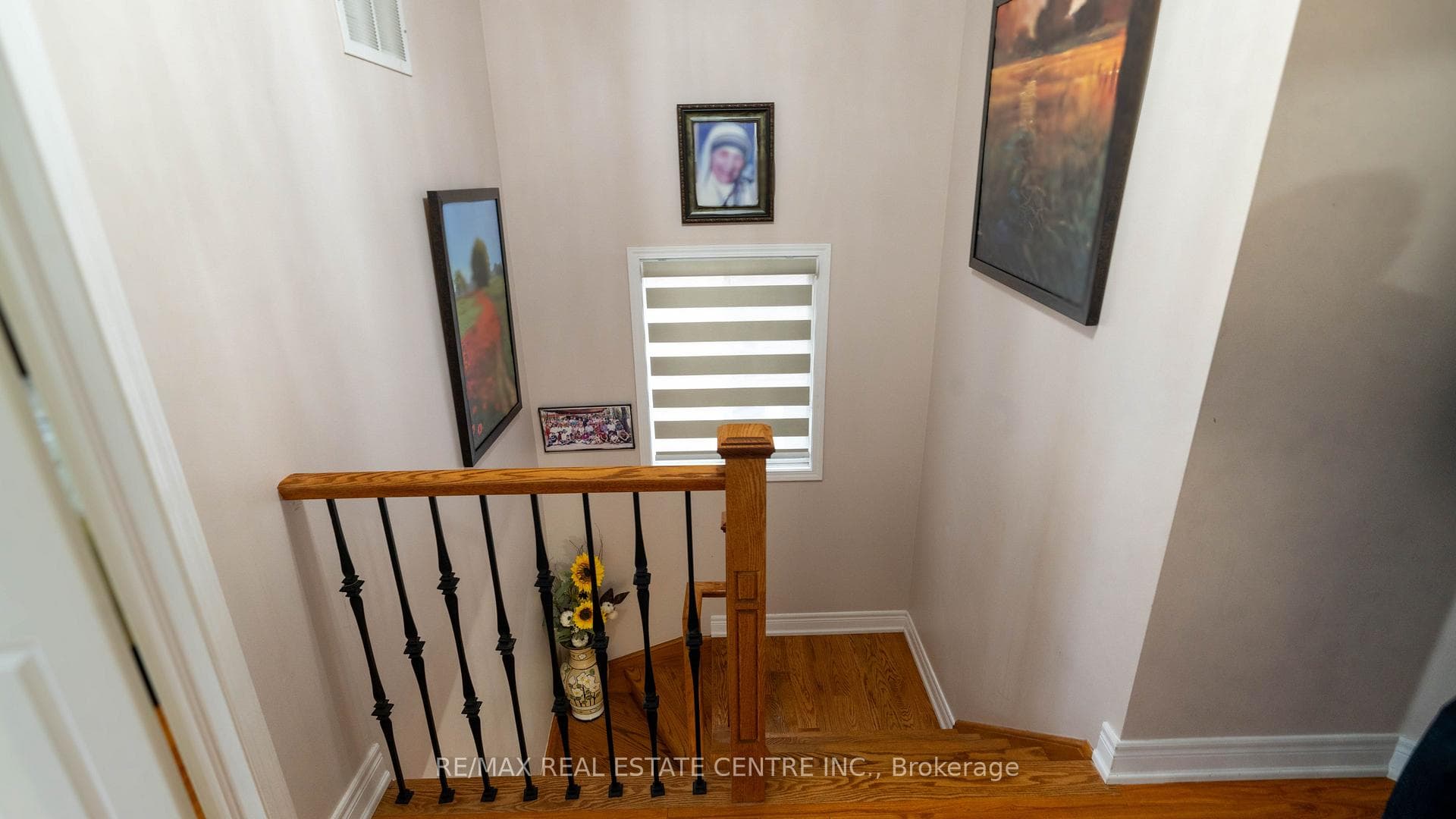 80 Mount Ranier Crescent photo 9