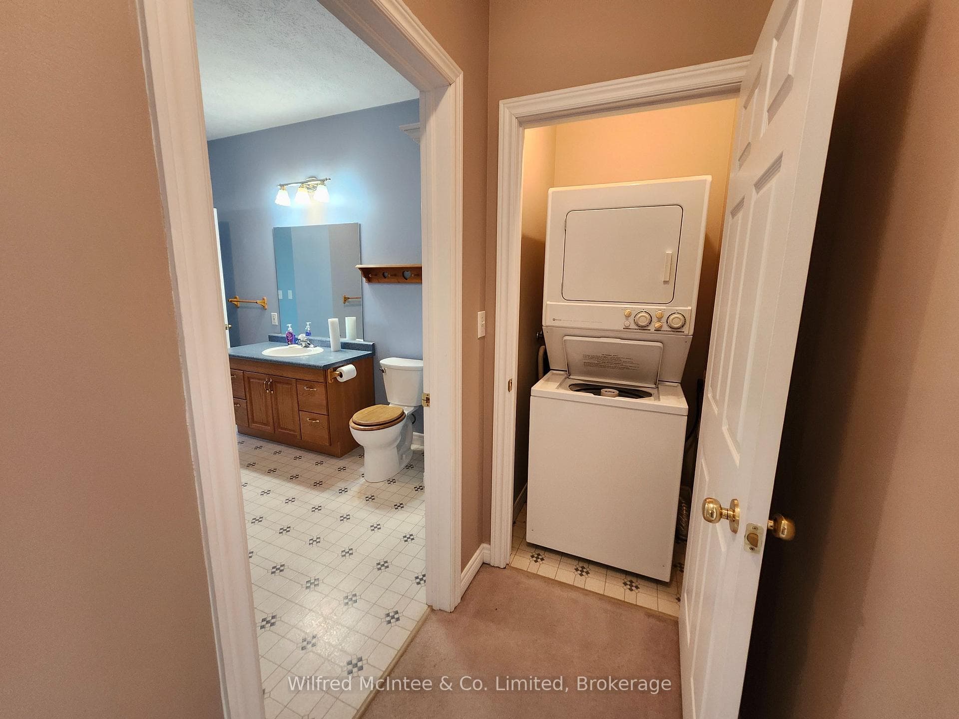 311 Martha Street photo 14