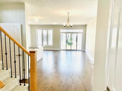 147 Ian Ormston Drive photo 4