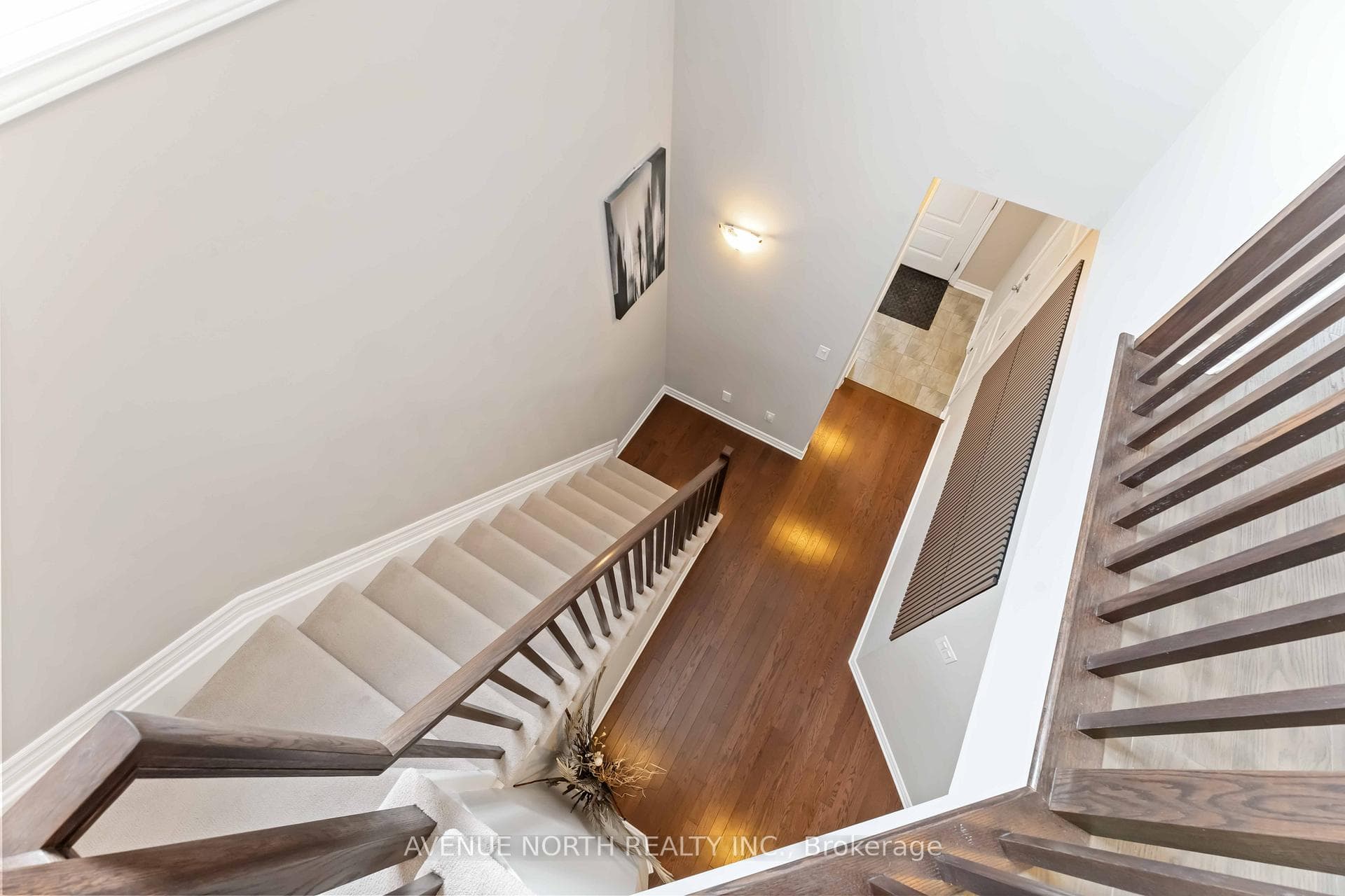 345 Alasken Drive photo 18