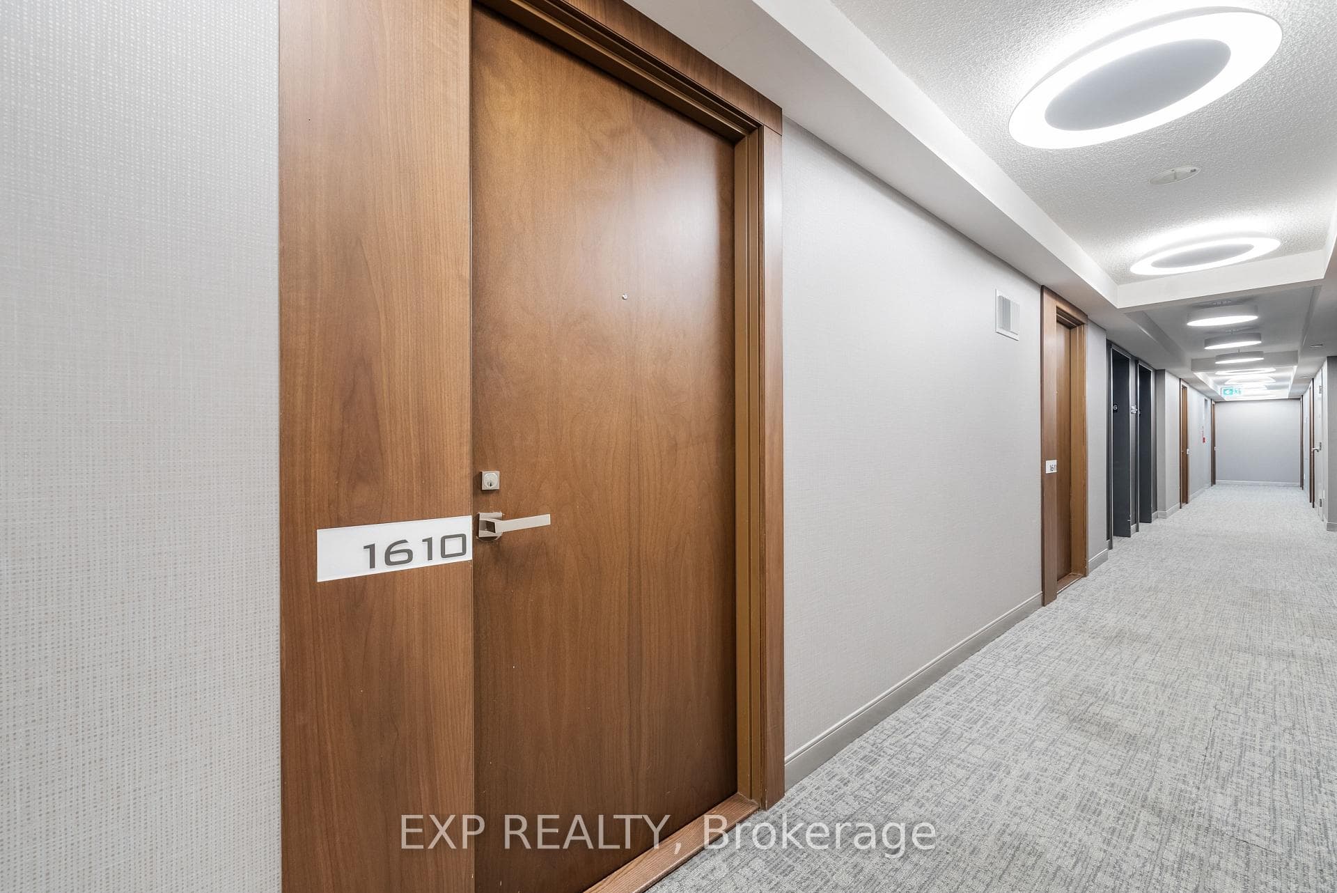 255 Village Green Square Unit 1610 photo 3