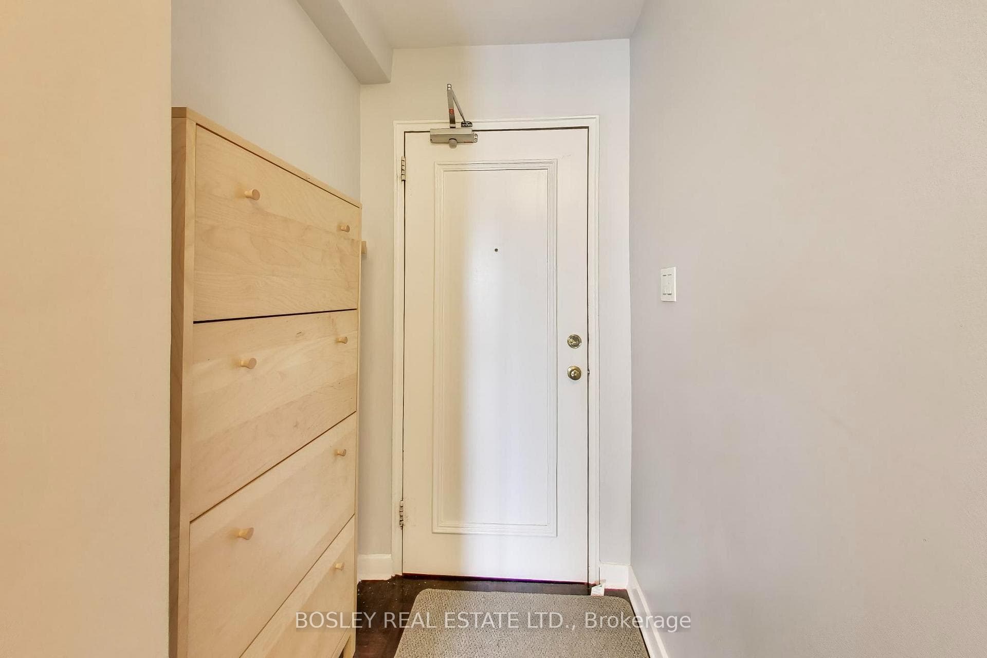 740 Eglinton Avenue Unit 306 photo 10