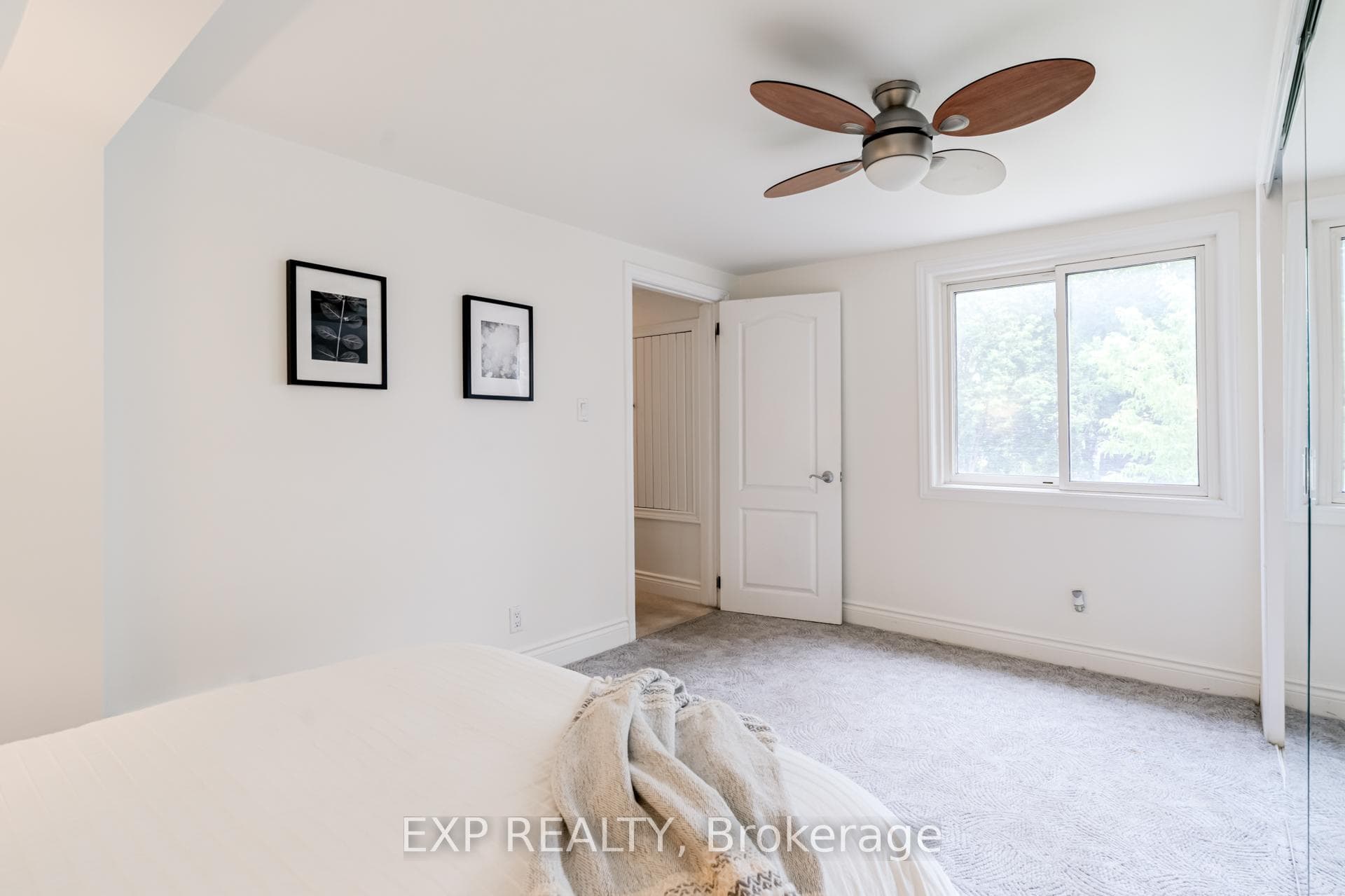 83 Lundy's Lane photo 19