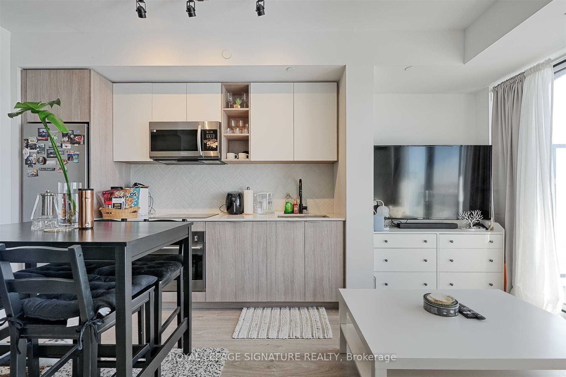 36 Zorra Street Unit 1202 photo 9