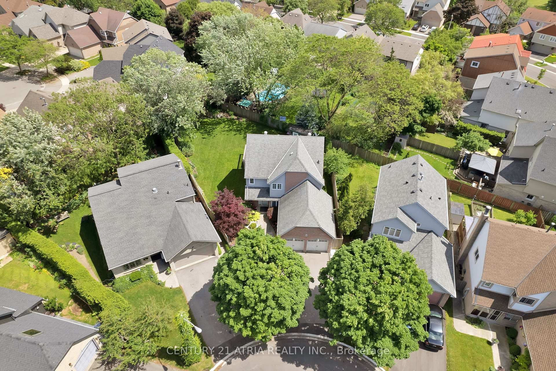 9 Persimmon Court photo 39