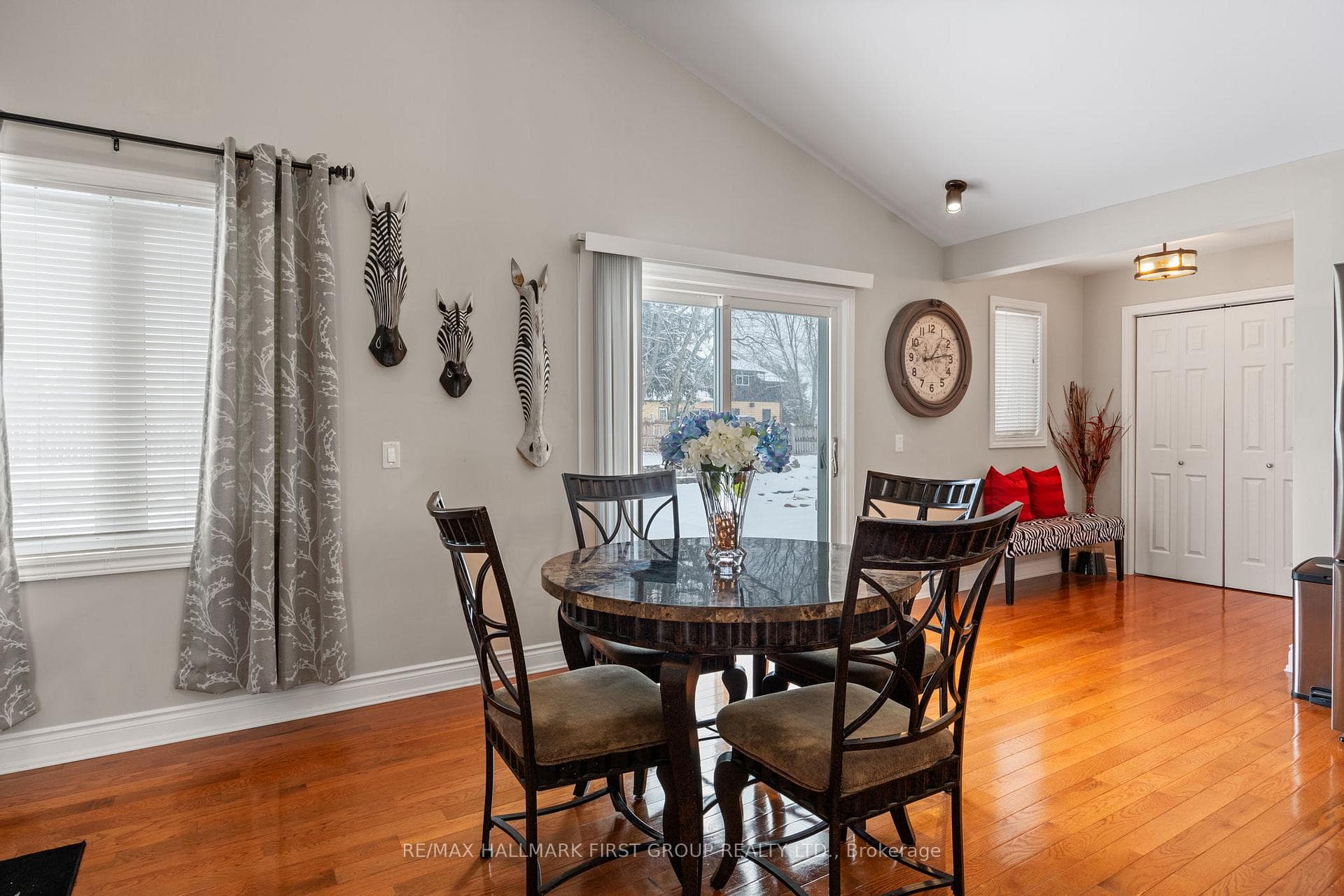 20 Hilltop Court photo 14