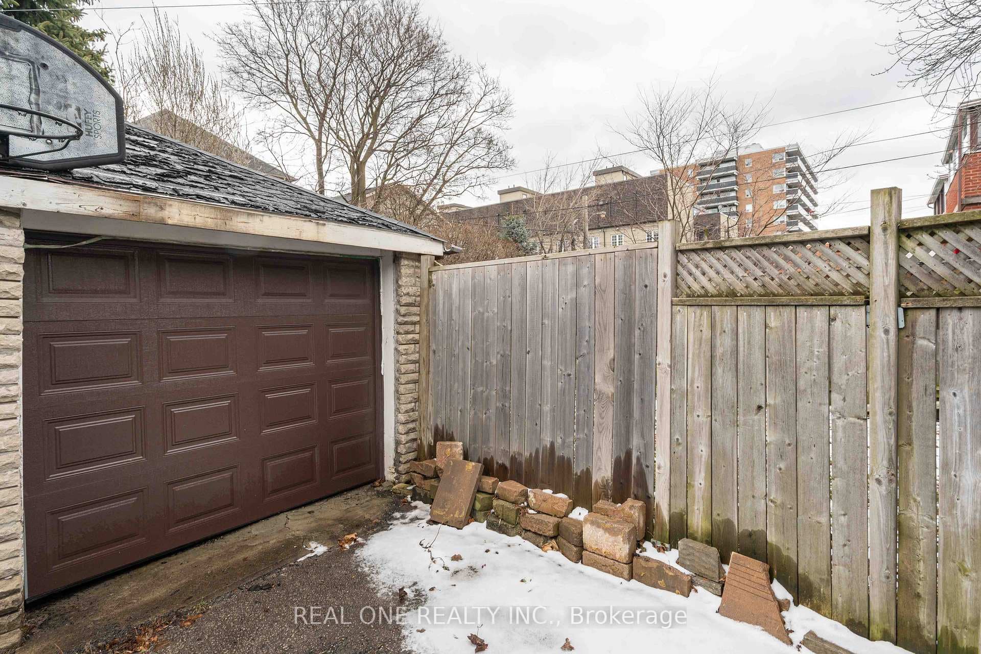 21 Marlee Avenue photo 37