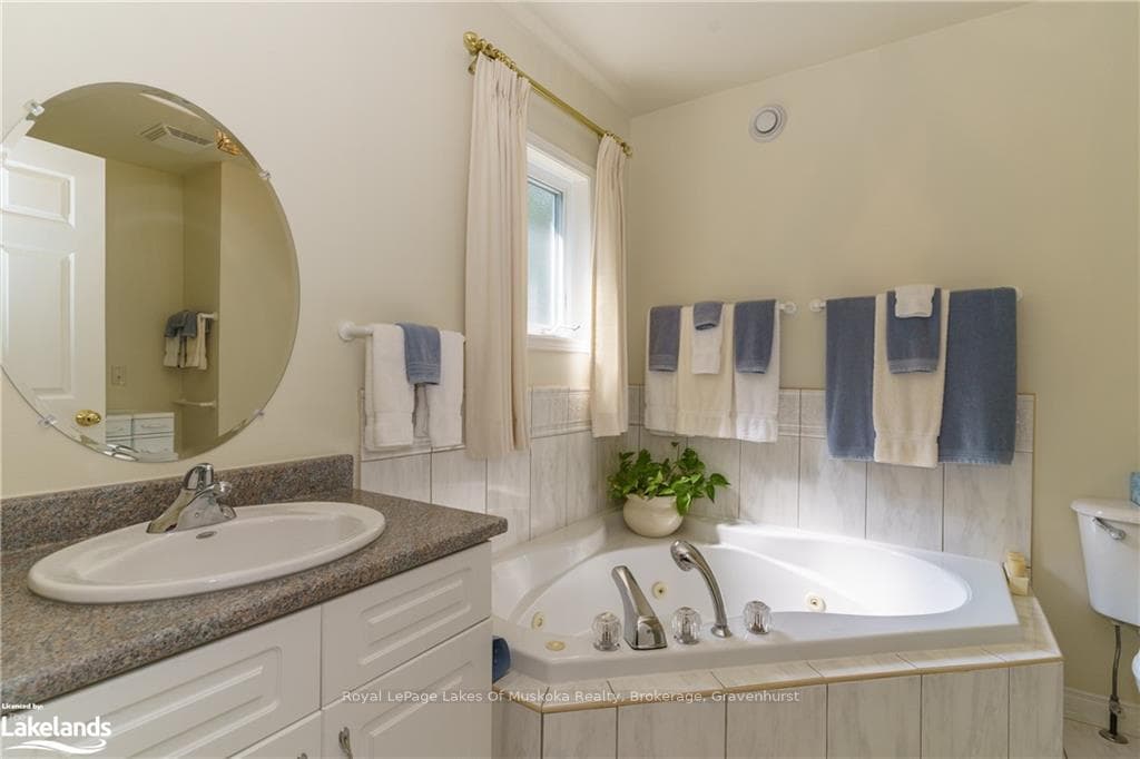 34 STONEHEDGE Close photo 23