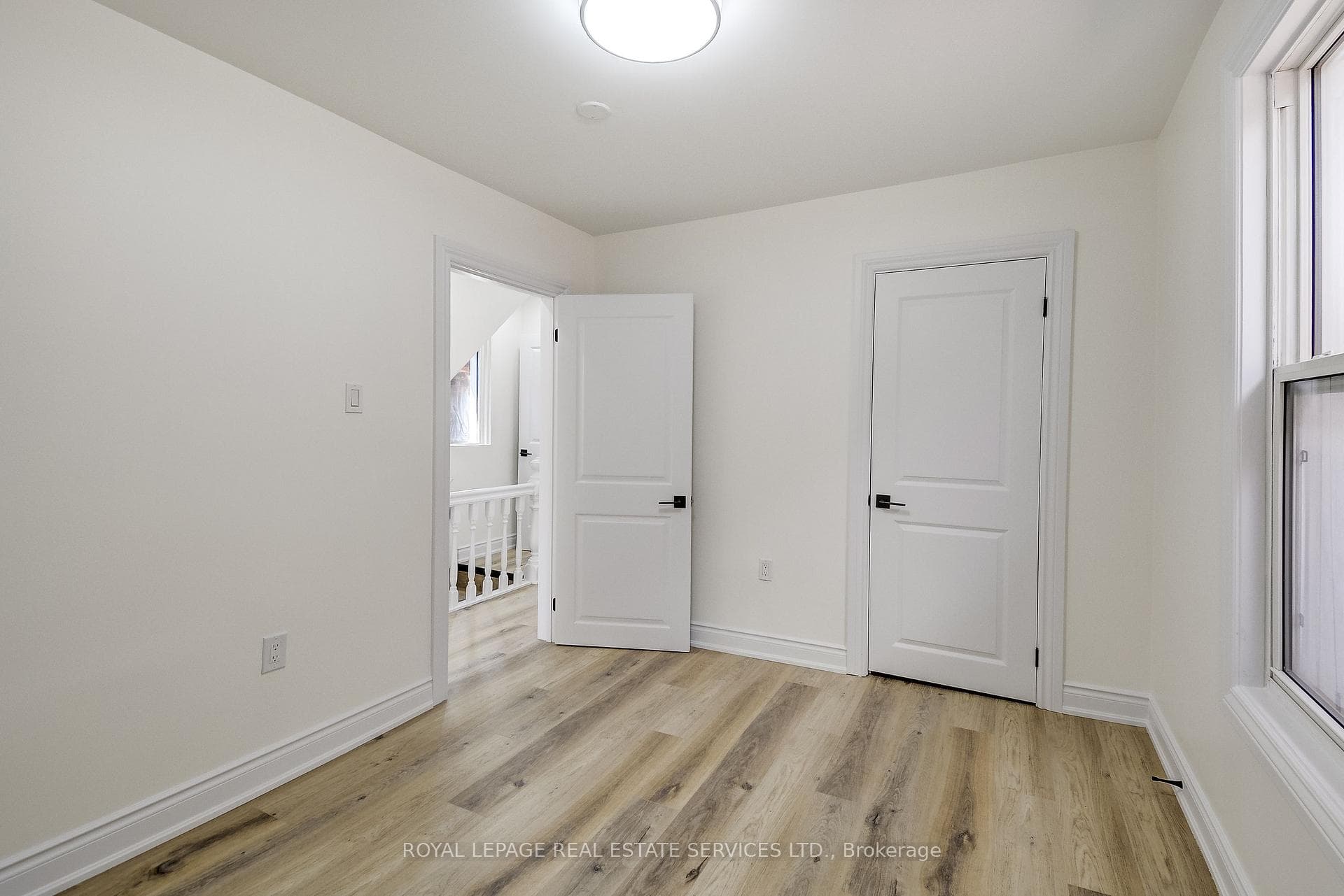 35 Fairleigh Avenue photo 16