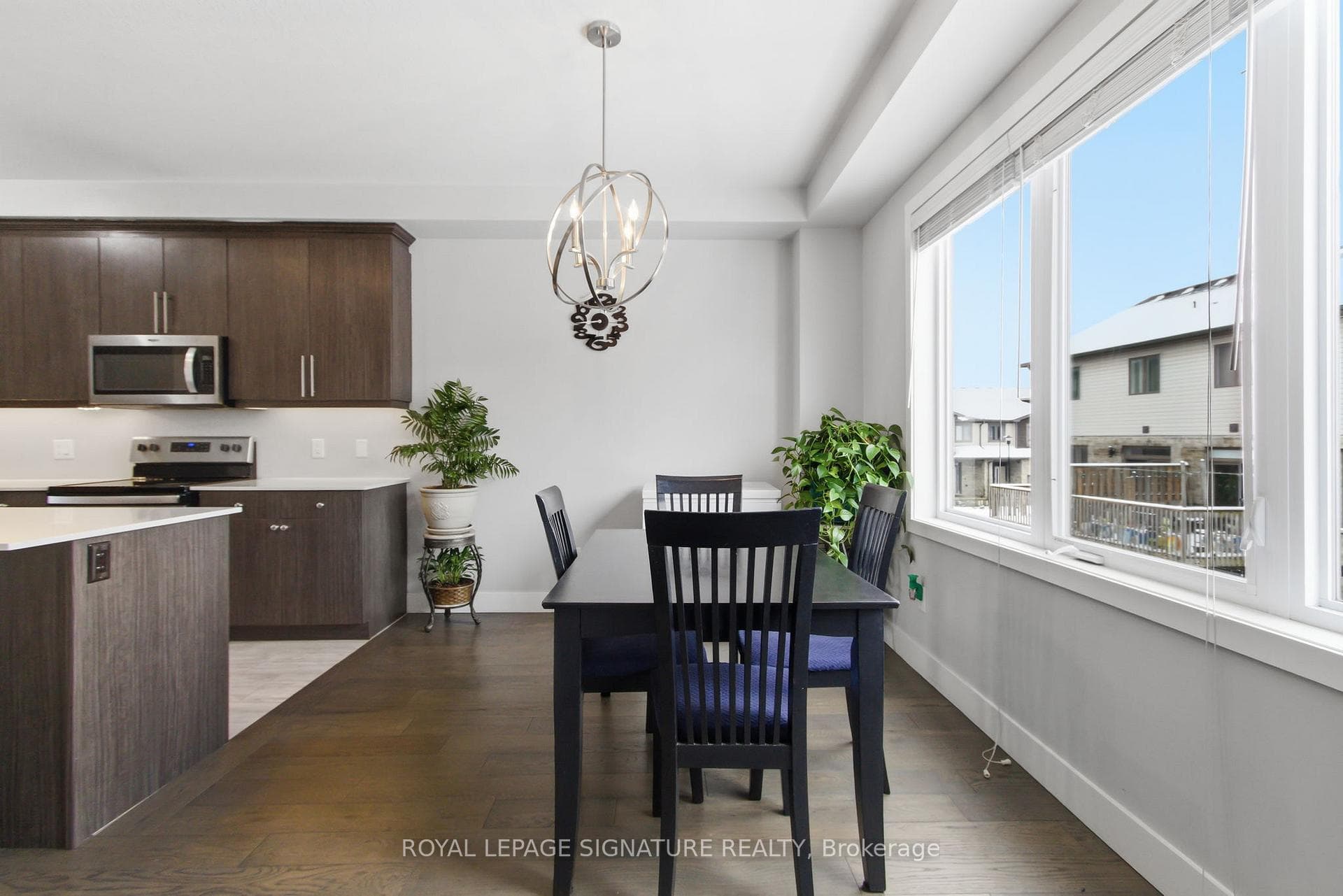2104 Meadowgate Boulevard photo 5