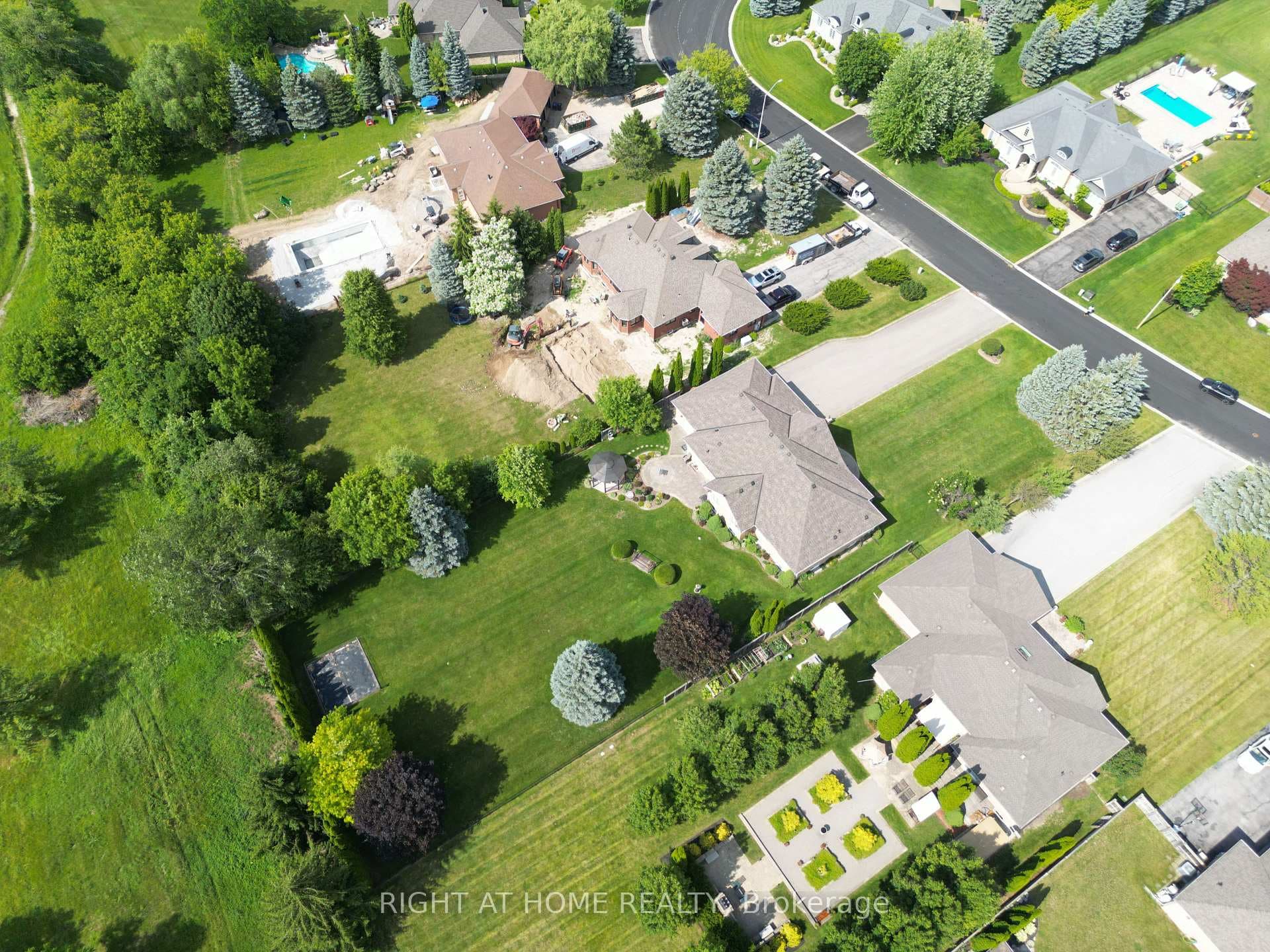 35 Golfview Boulevard photo 39