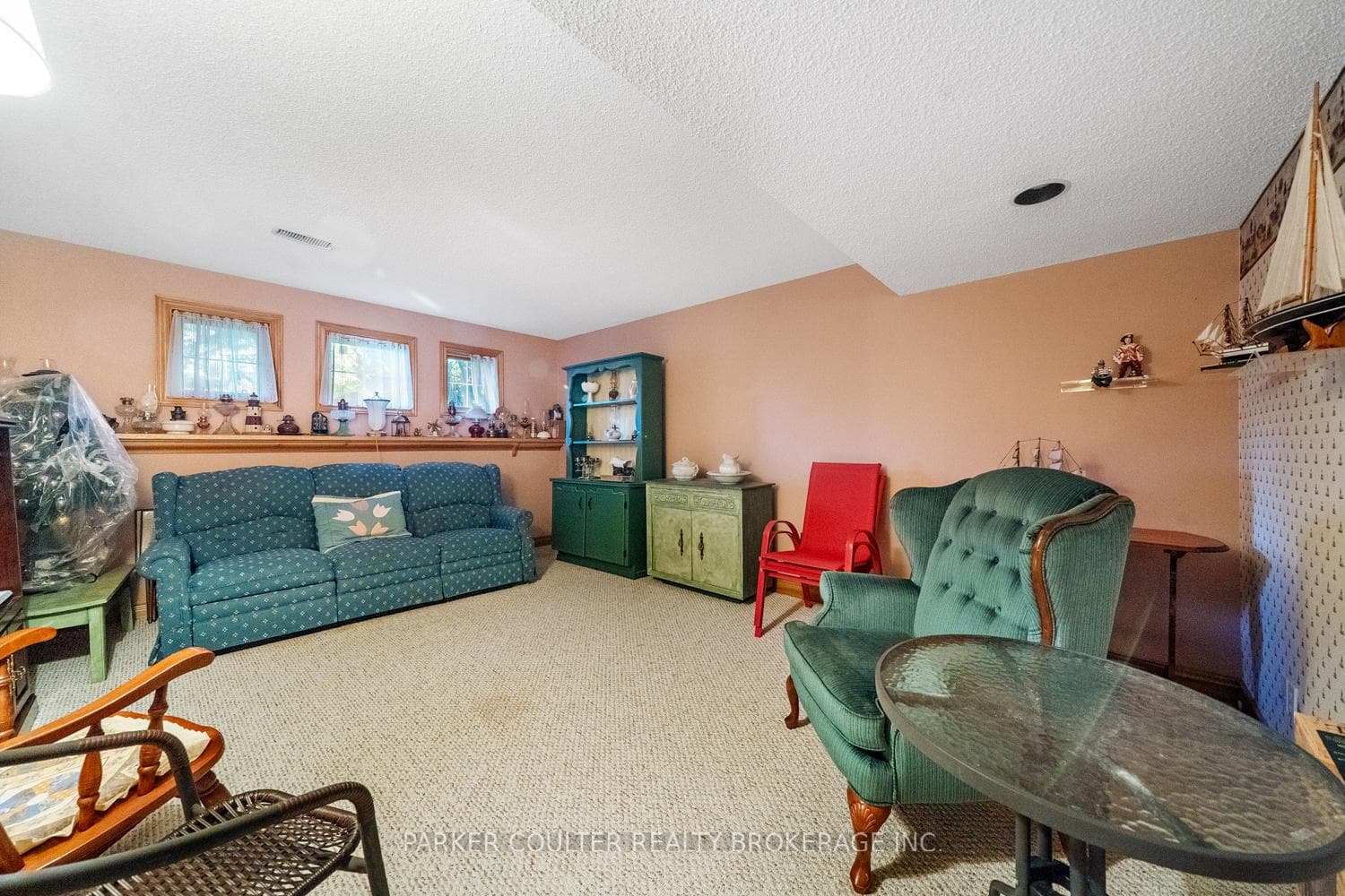 73 Timberland Crescent photo 20
