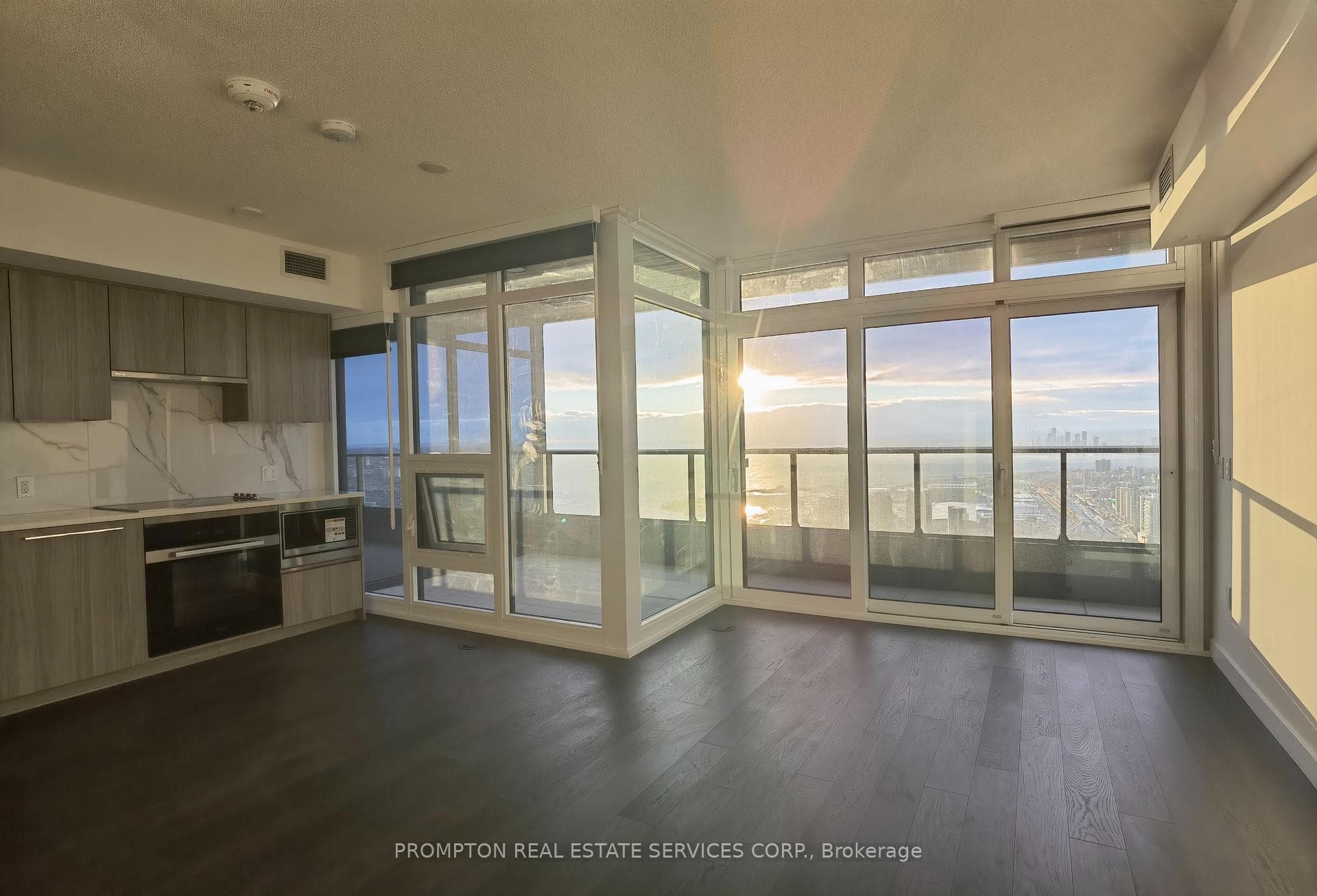 3 Concord Cityplace Way Unit 7709 photo 4