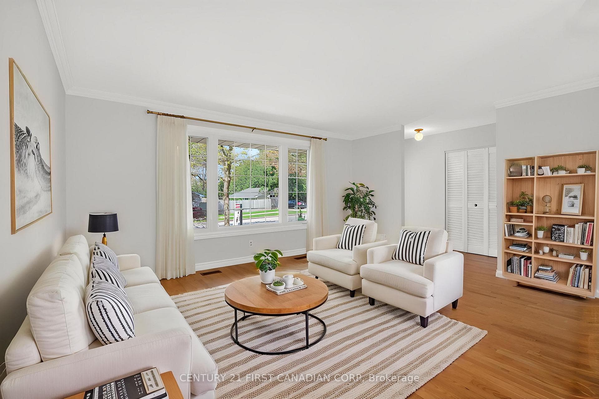 533 Belvedere Avenue photo 9