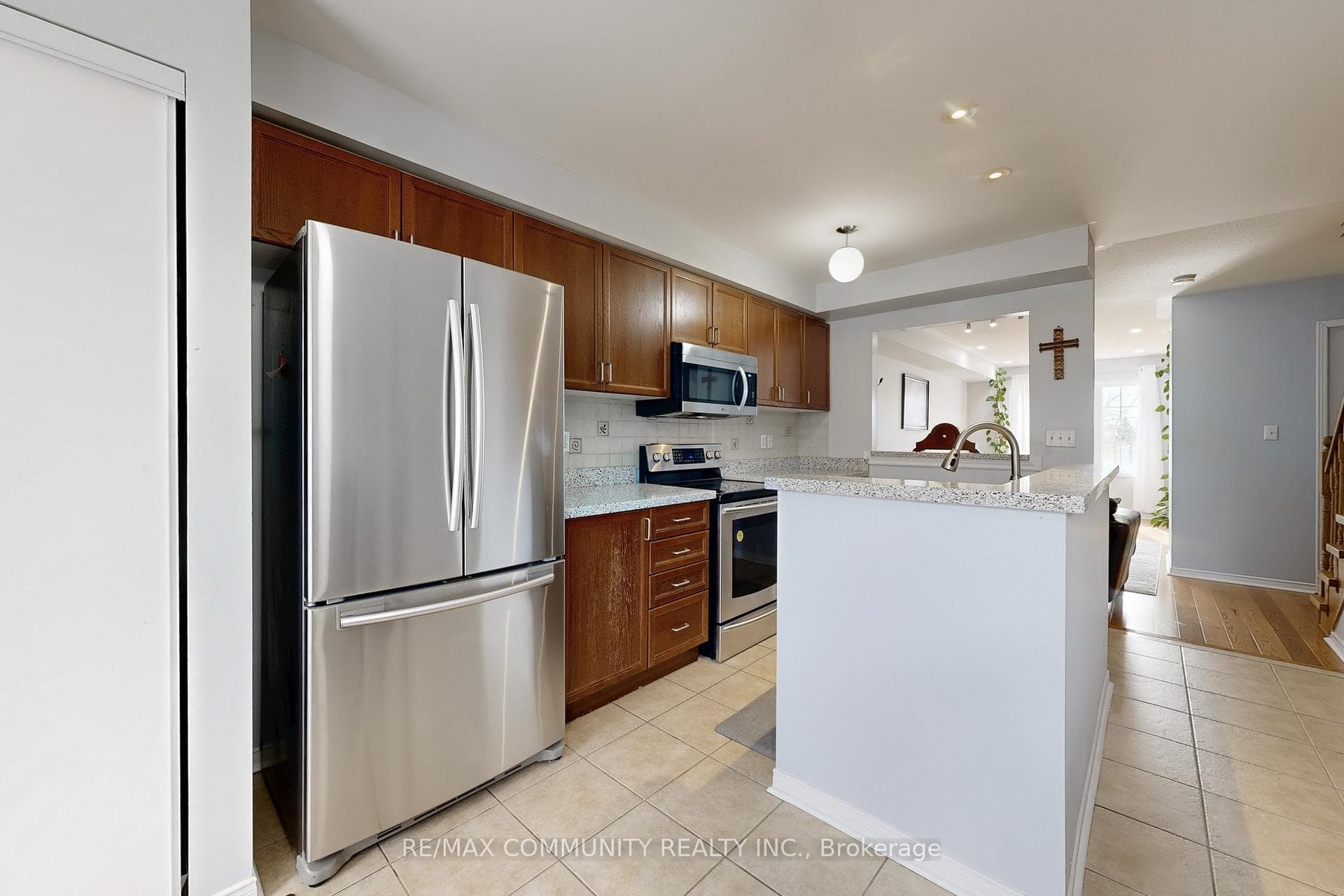 771 Cornell Rouge Boulevard photo 10
