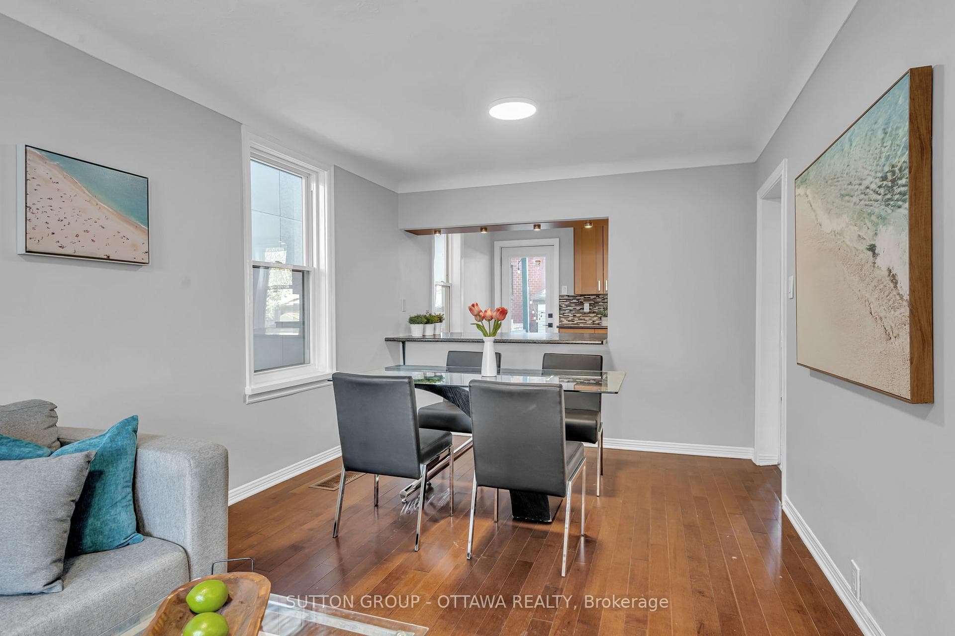 10 NORFOLK Avenue photo 6