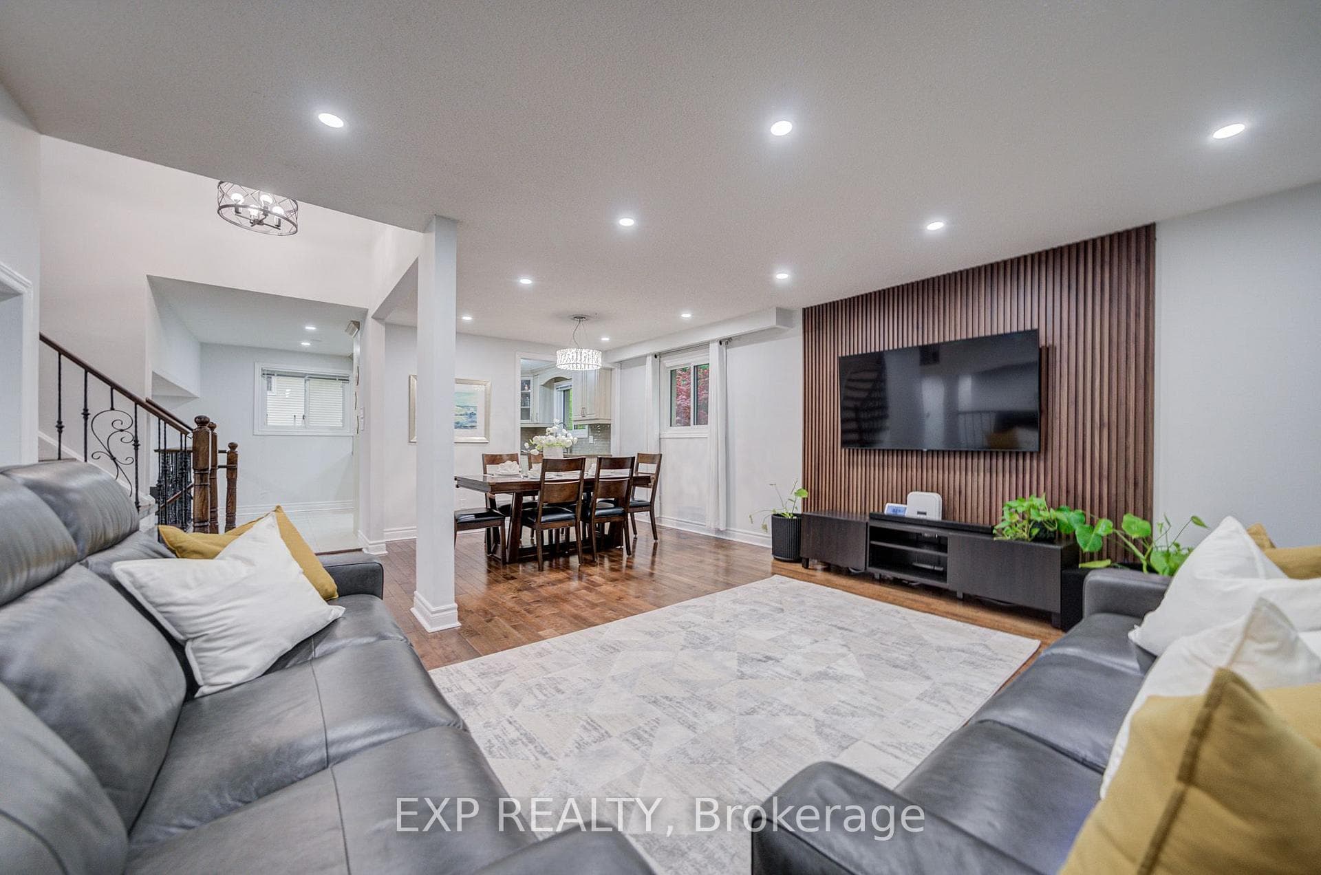 205 Powell Road photo 7