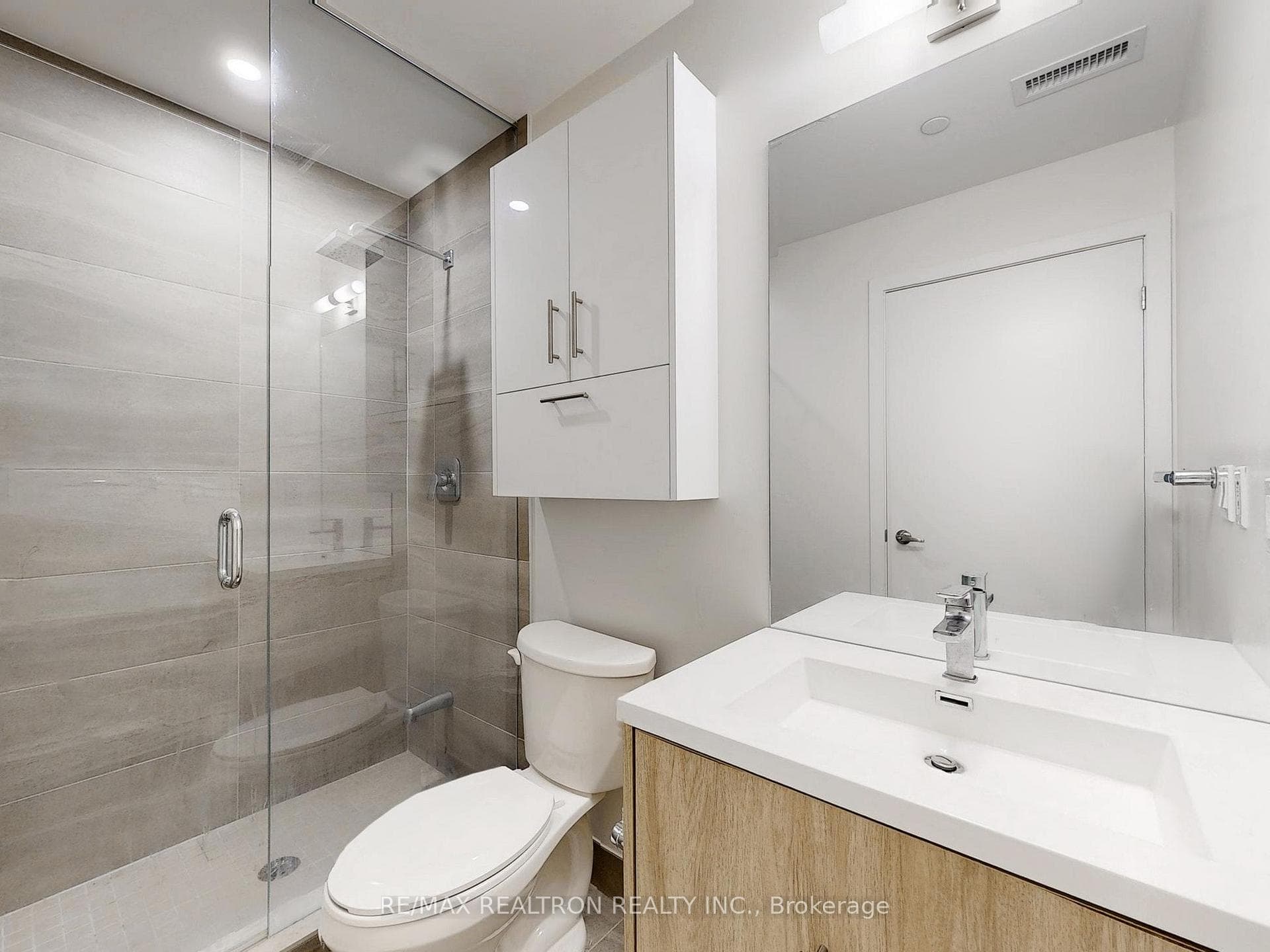 188 Fairview Mall Drive Unit 1515 photo 18