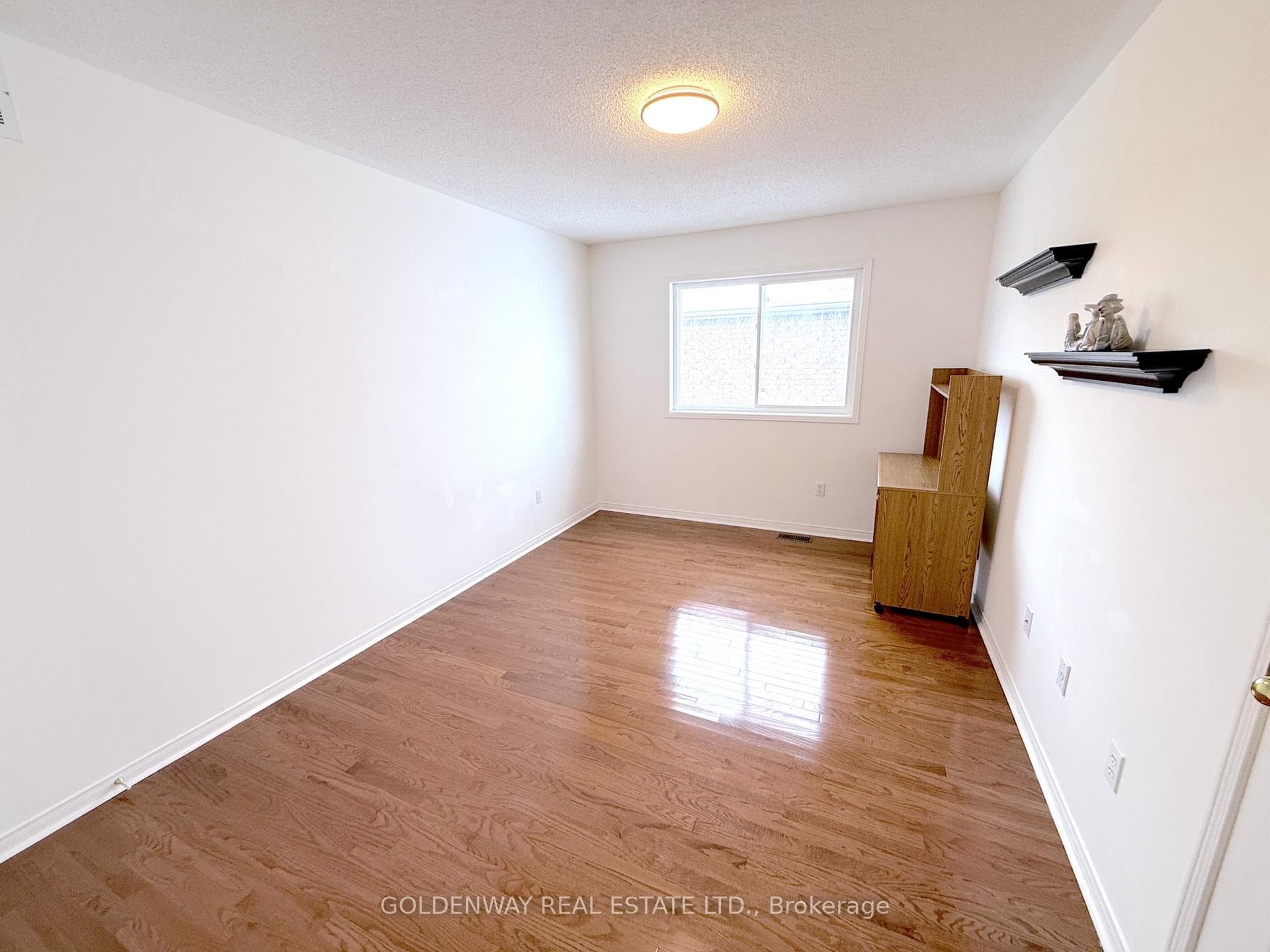 10 Bertram Earnshaw Drive photo 21