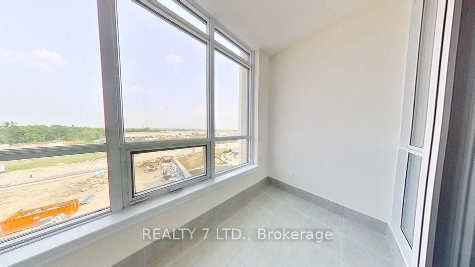 9085 Jane Street Unit 619 photo 11