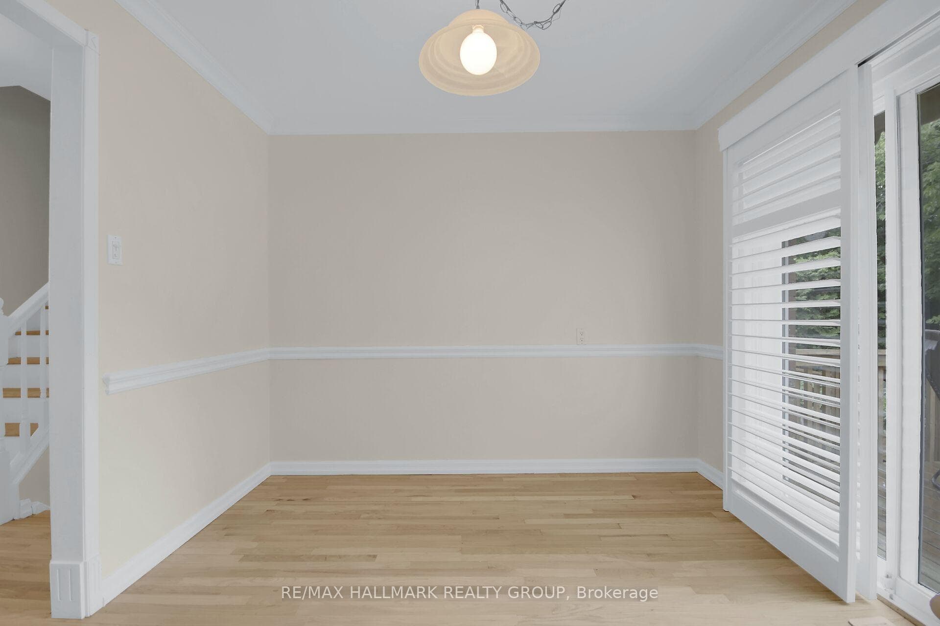 30 Brodeur Crescent photo 15