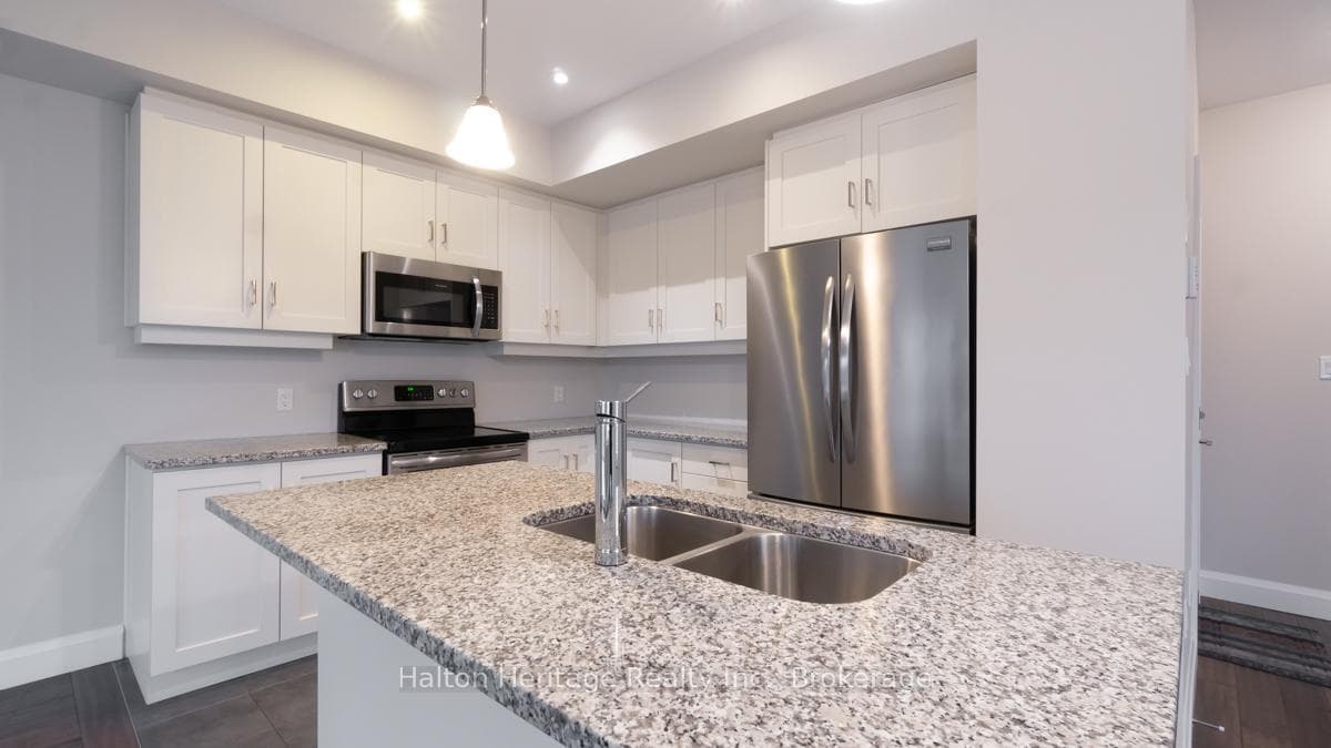 40 Hamilton Street Unit 21 photo 18