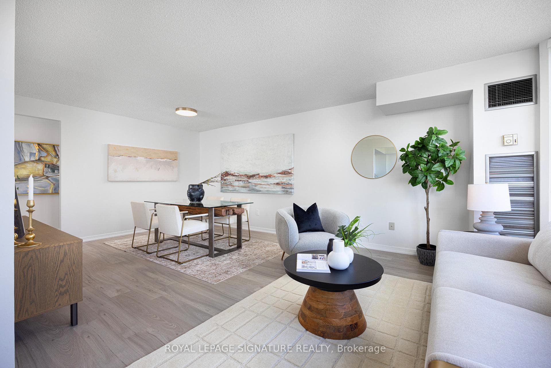 309 Major Mackenzie Drive Unit 602 photo 6