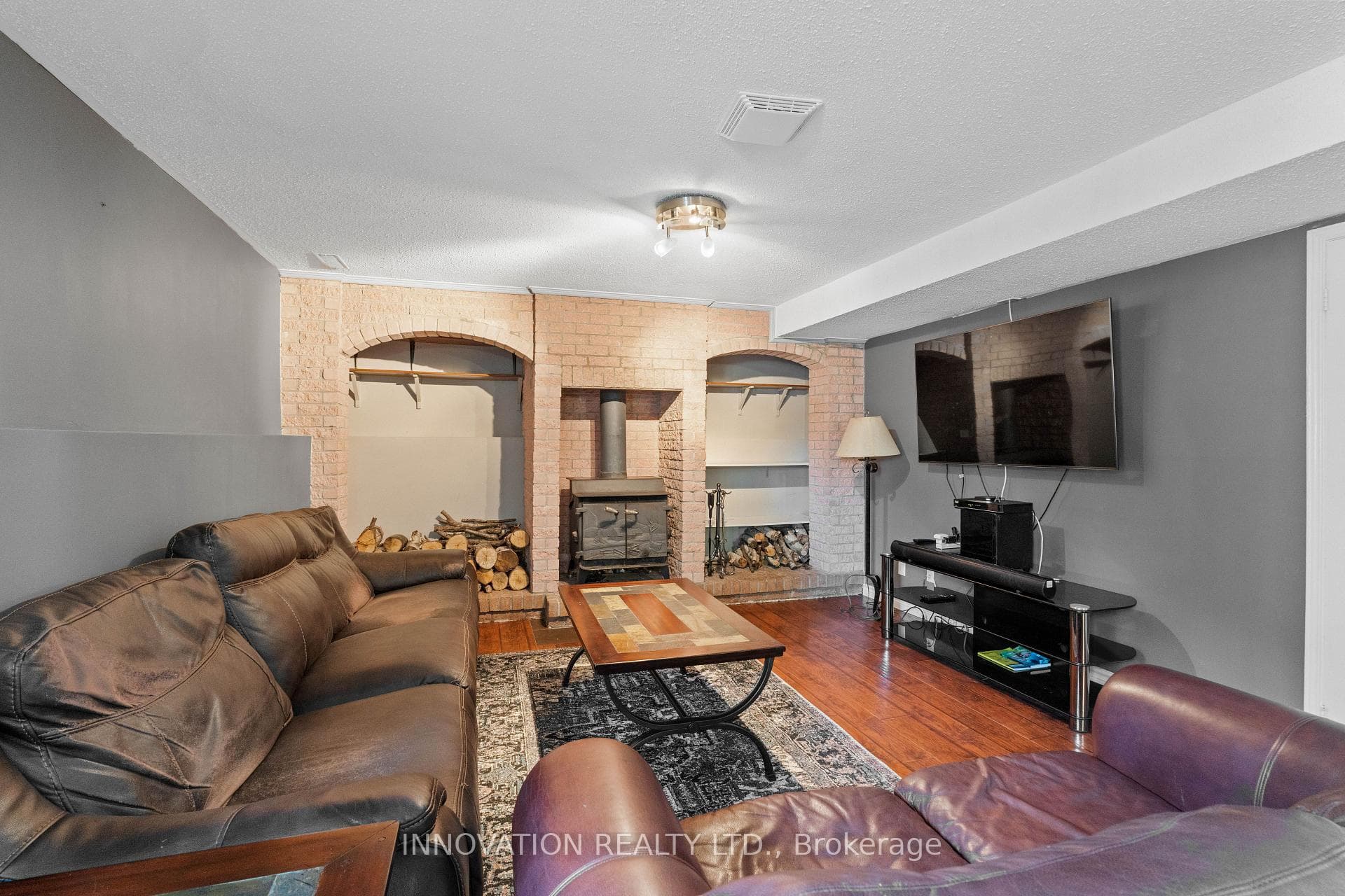 5810 Vars Street photo 26