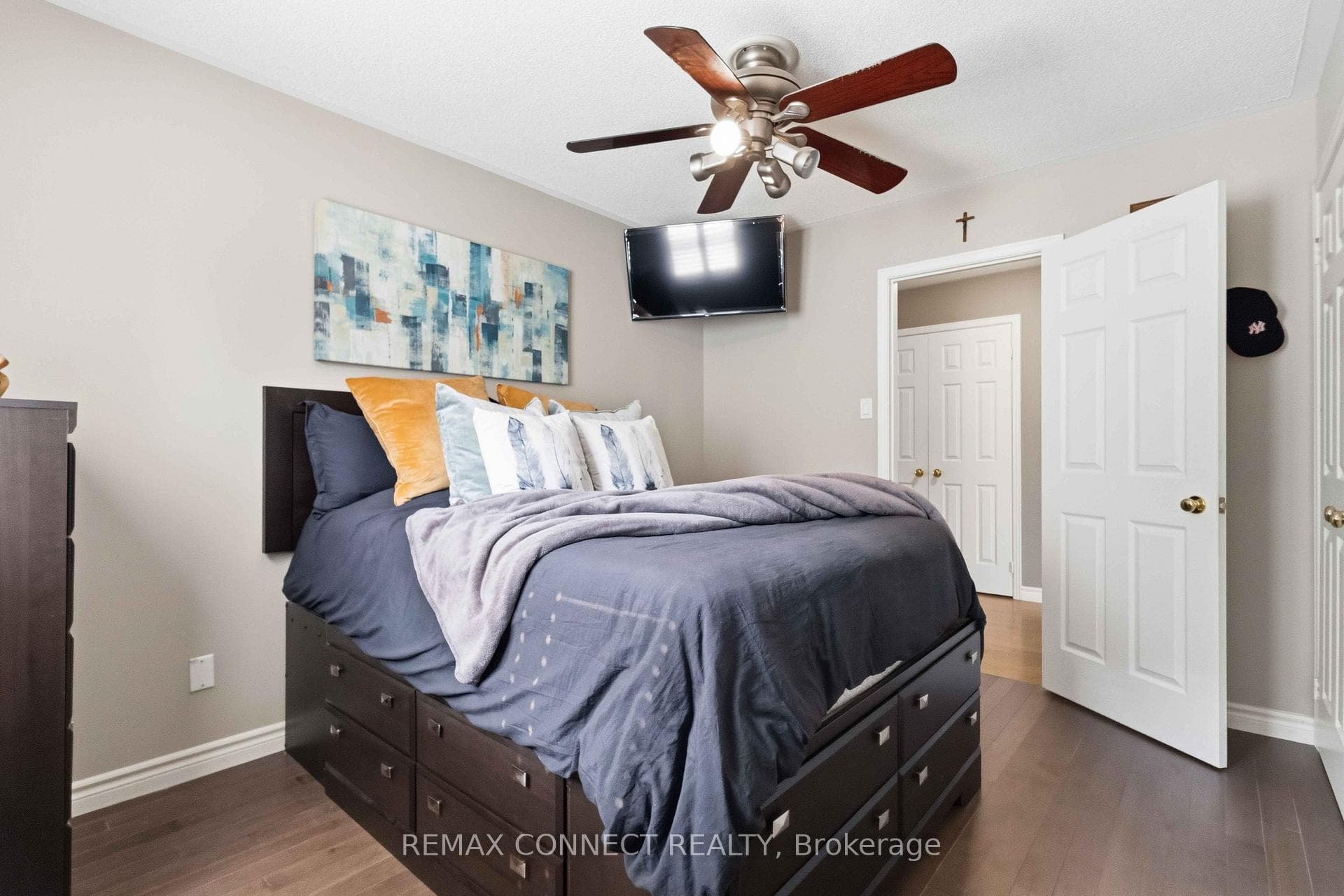 9 Nettle's Court photo 22