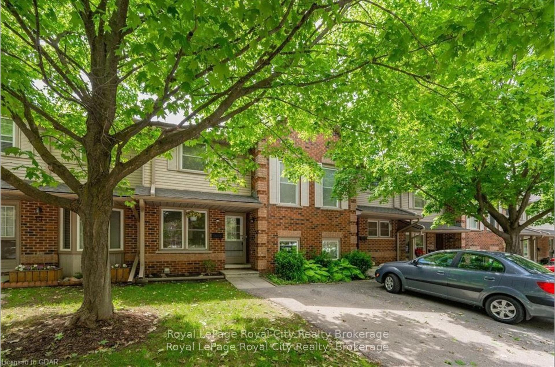 180 MARKSAM Road Unit 80 photo 3