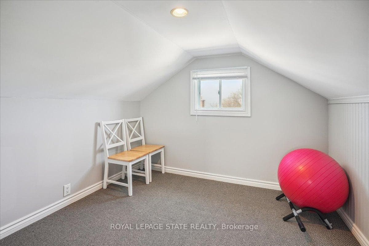 733 Dunn Avenue photo 34