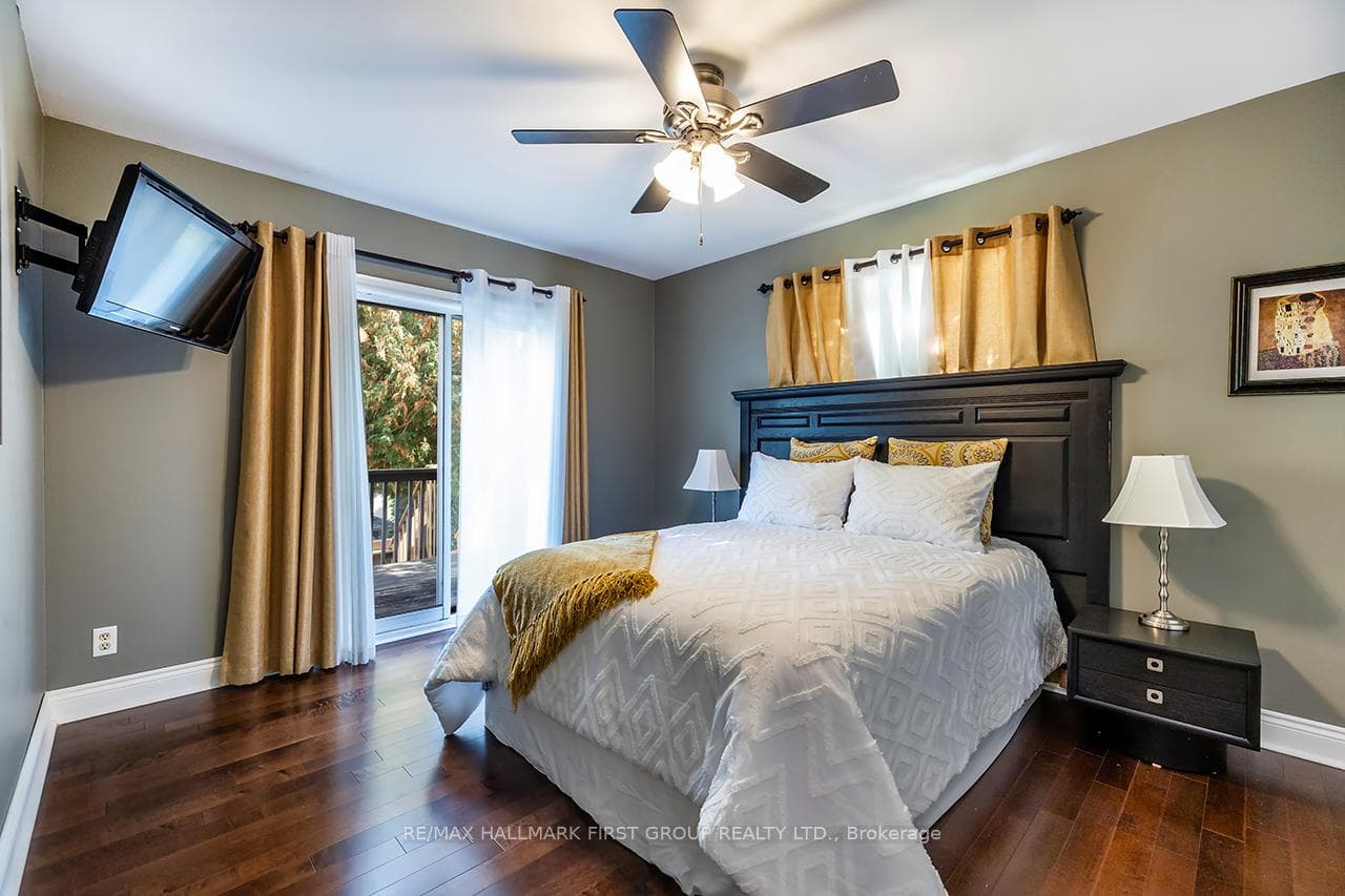 Main Floor Primary Bedroom W/Walkout To Deck
