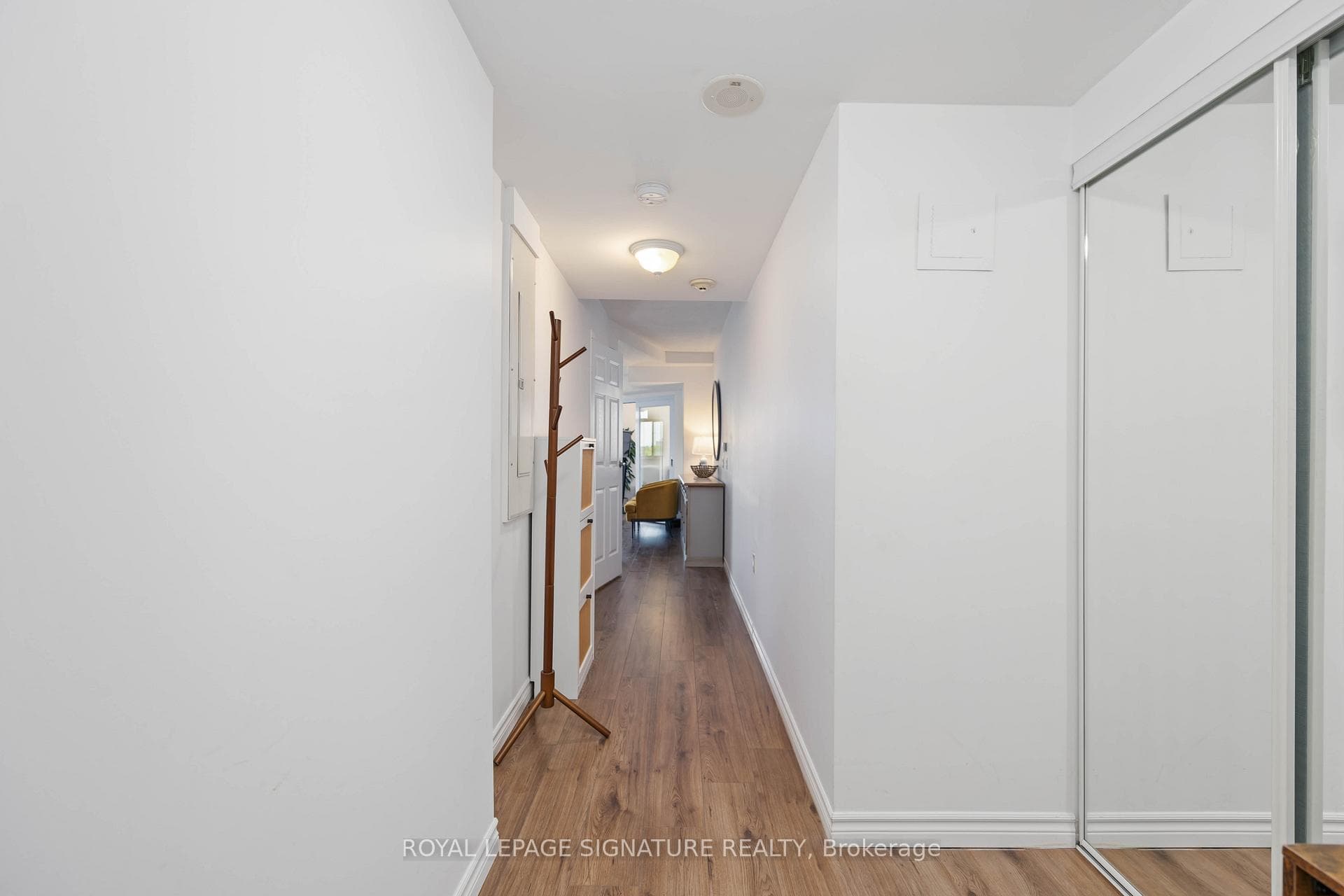 15 Maplewood Avenue Unit 703 photo 5