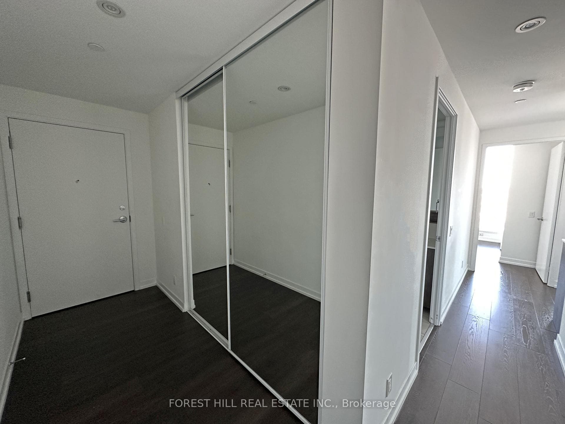 950 Portage Parkway Unit 2902 photo 16
