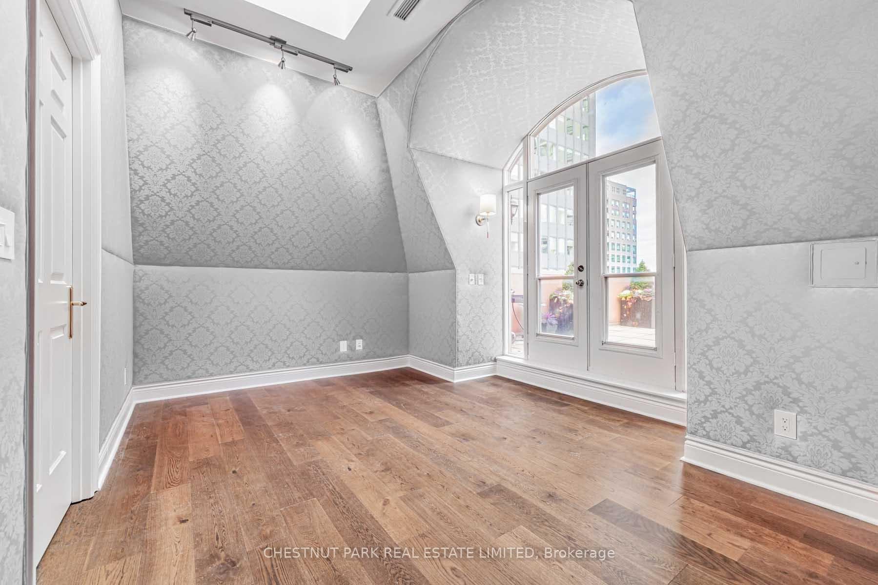8 Sultan Street Unit PH 2 photo 25