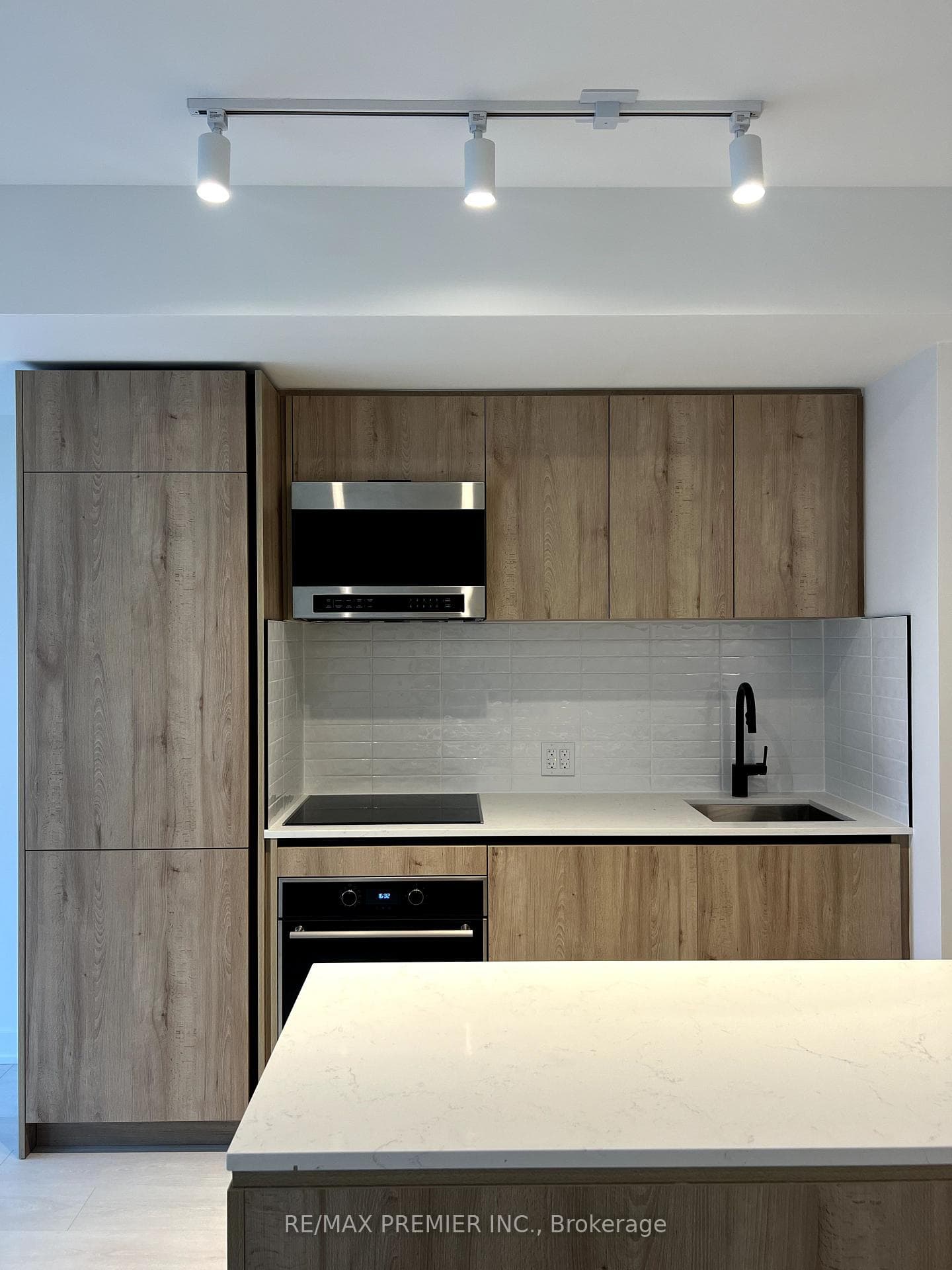 127 Broadway Avenue Unit 314 photo 10