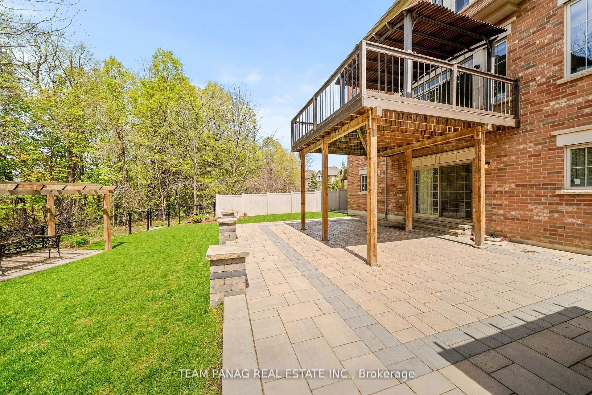 34 Cannington Crescent photo 43