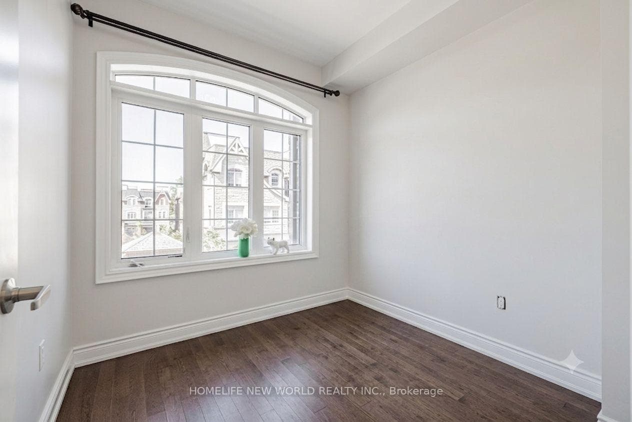 77 Glazebrook Drive photo 5